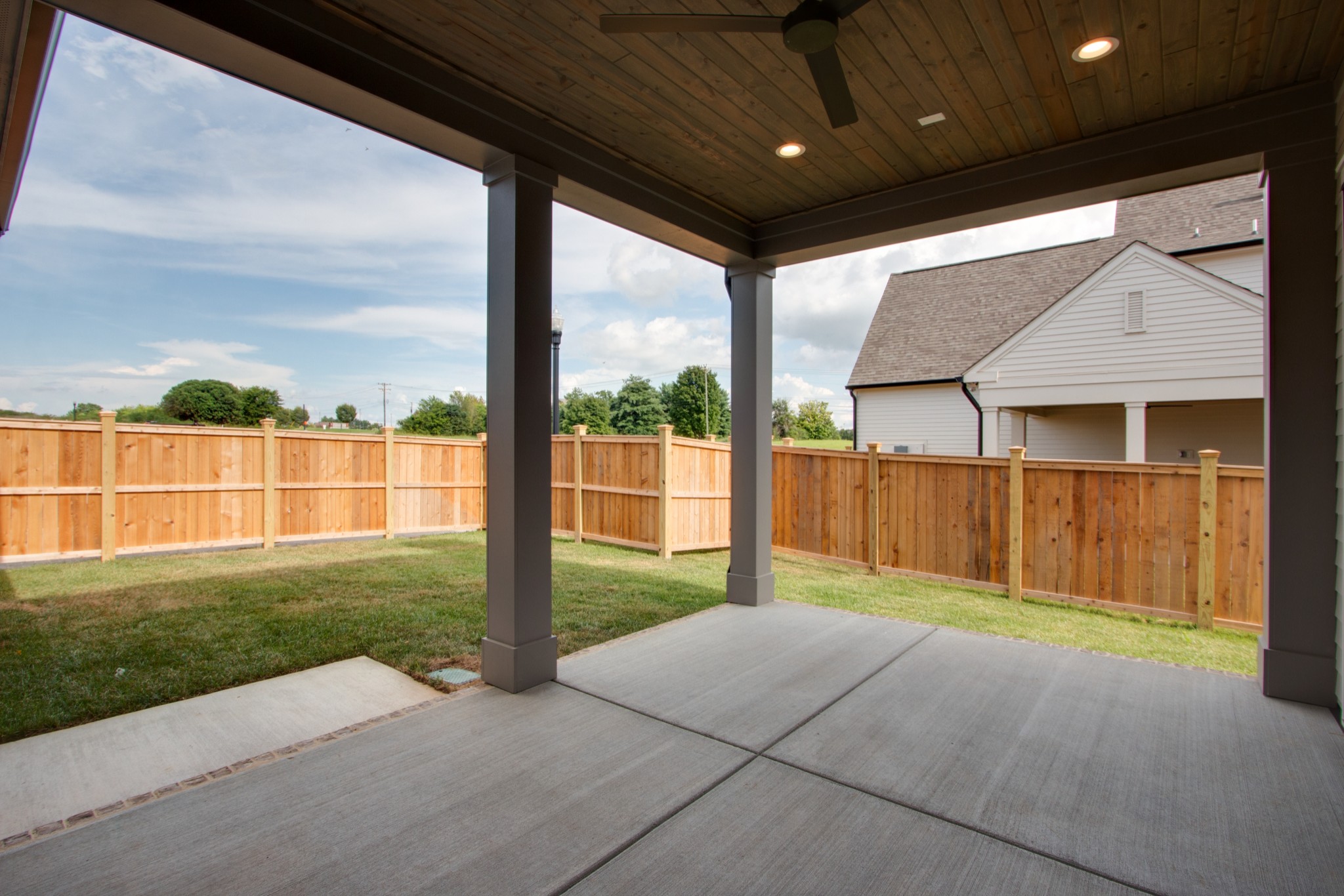 112 Mitford Ln, Thompsons Station, TN 37179