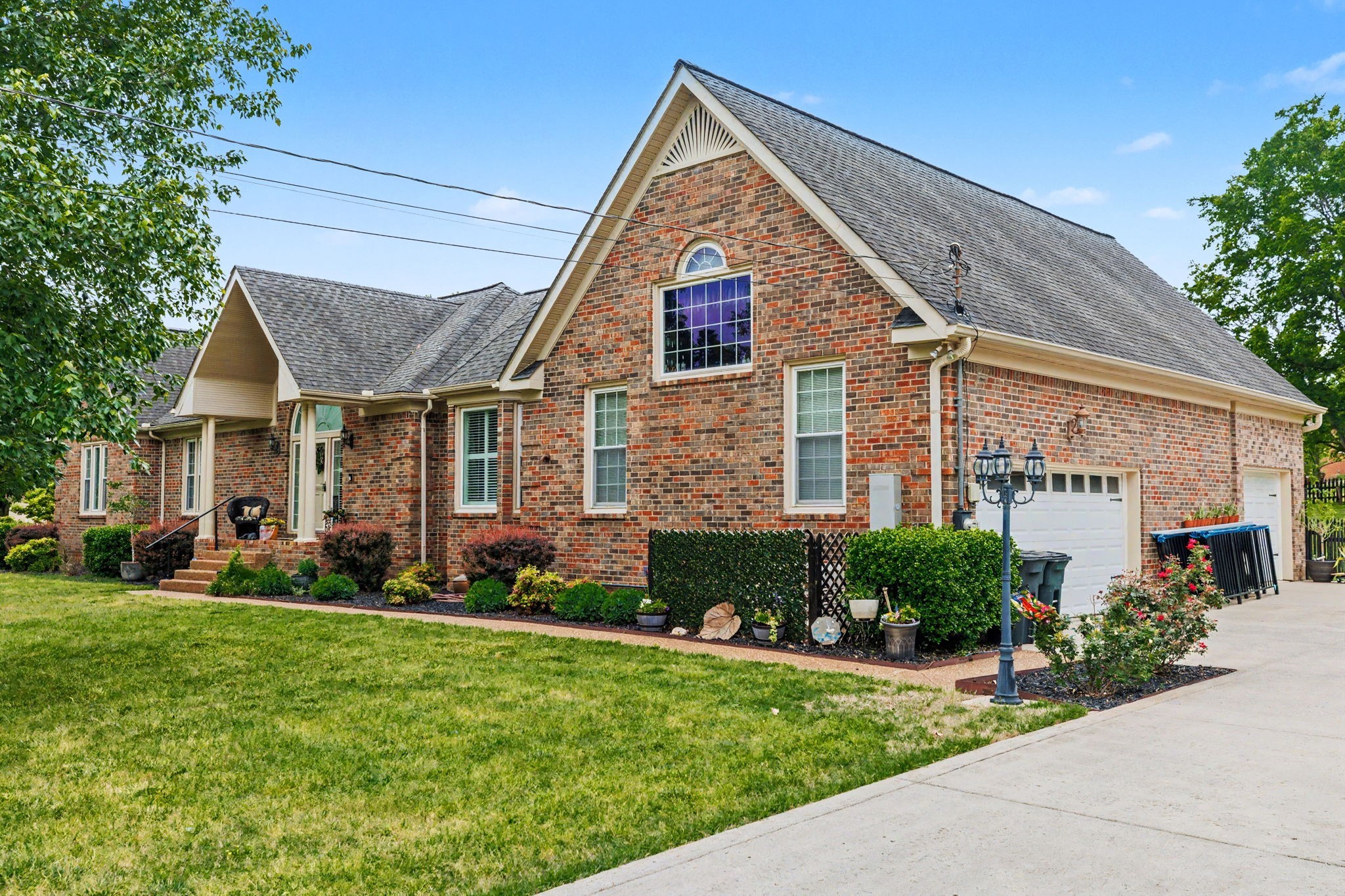201 Buchanan Cir, Hendersonville, TN 37075