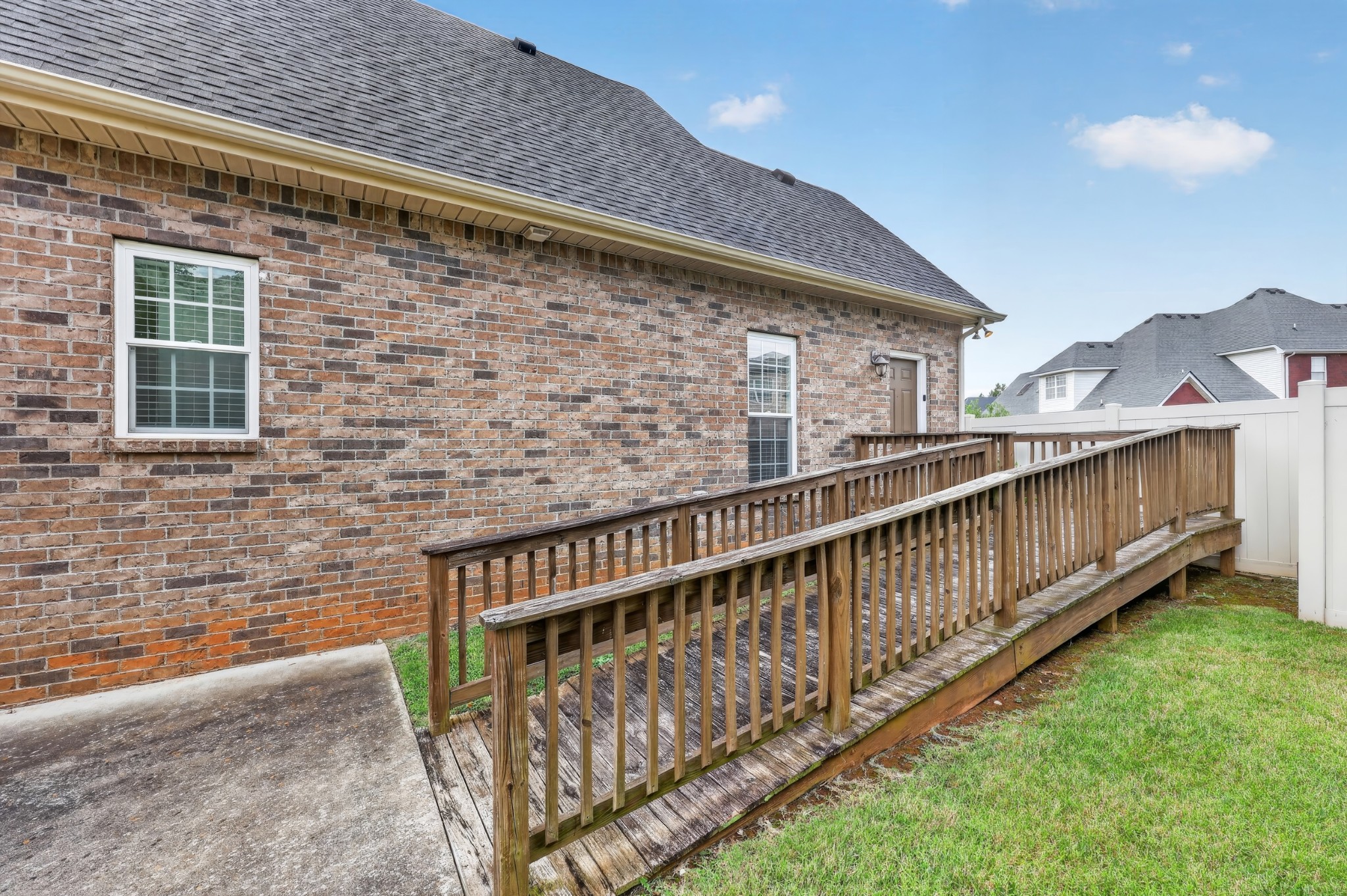 419 Paul Norman Dr, Murfreesboro, TN 37127