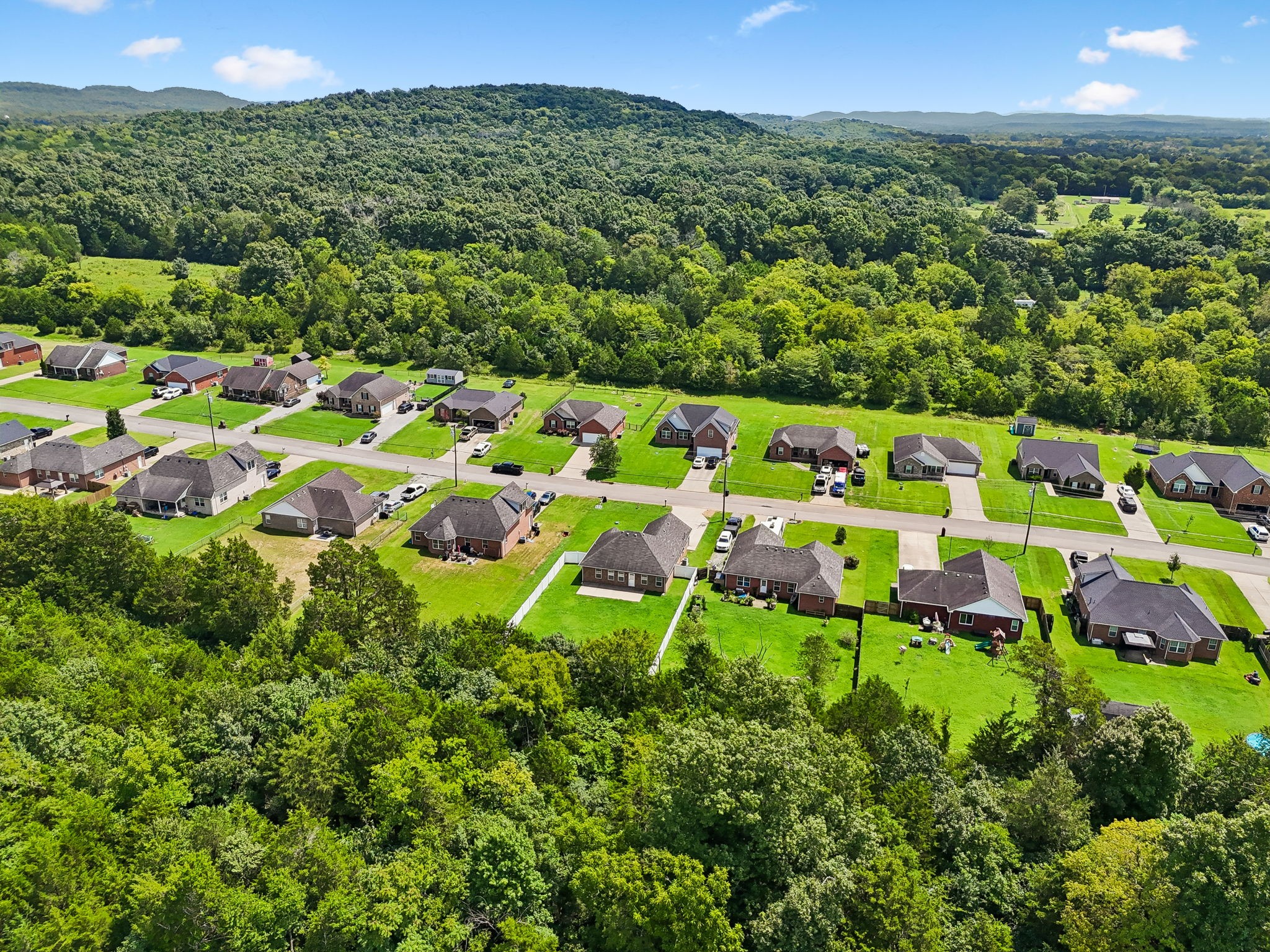 2029 Barretts Ridge Dr, Murfreesboro, TN 37130