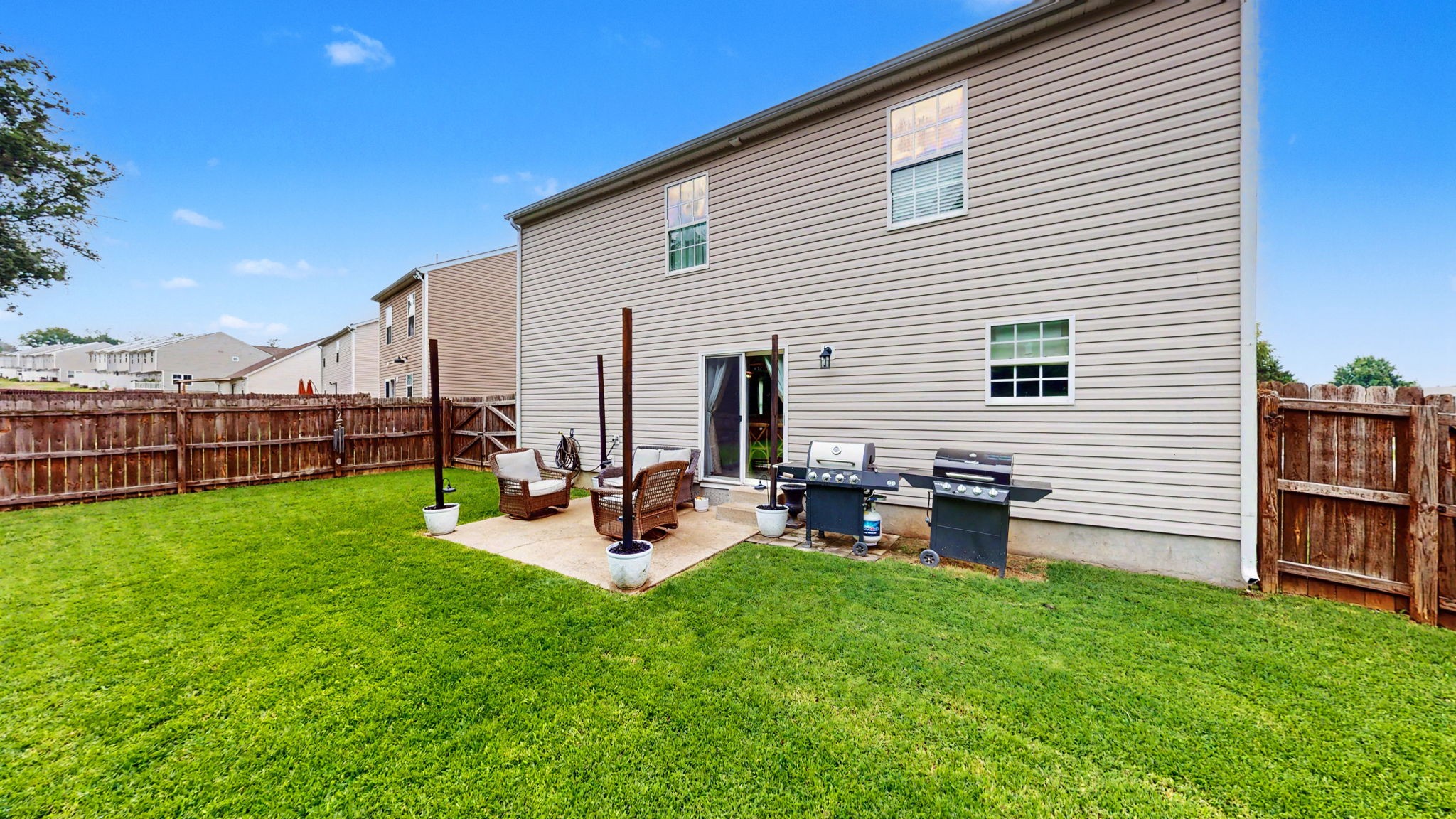 702 Cottoncloud Dr, Lebanon, TN 37090