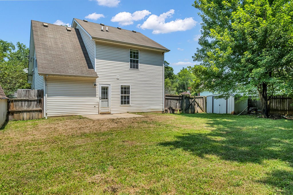 189 Sunrise Ave, La Vergne, TN 37086