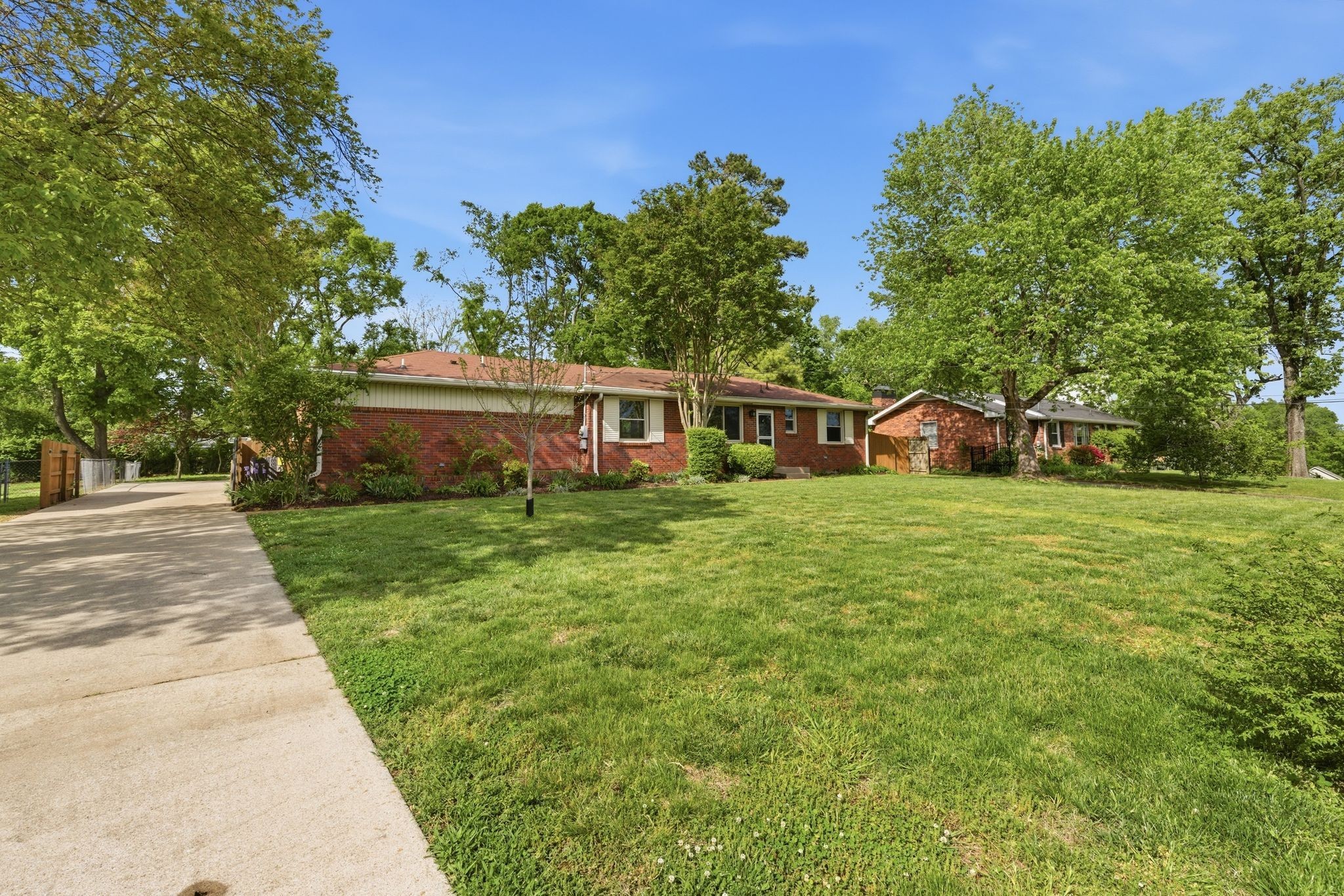 510 Rochelle Dr, Nashville, TN 37220