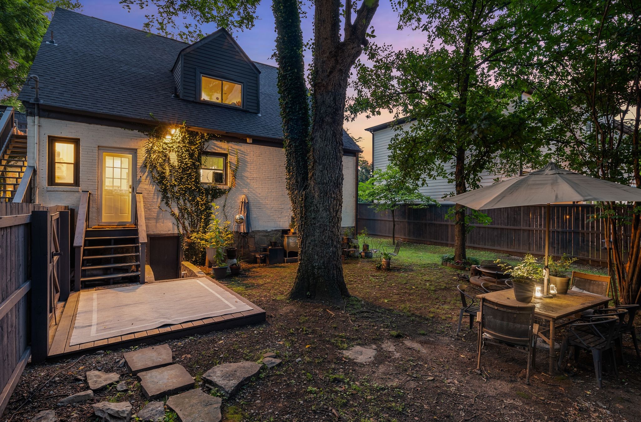 947 Gale Ln, Nashville, TN 37204