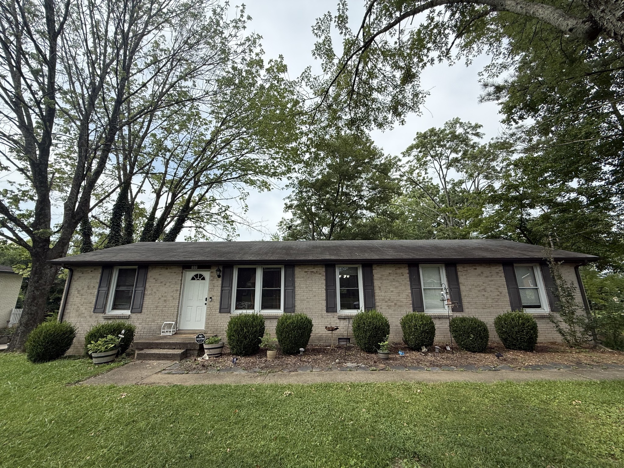 112 Highland Dr, White House, TN 37188