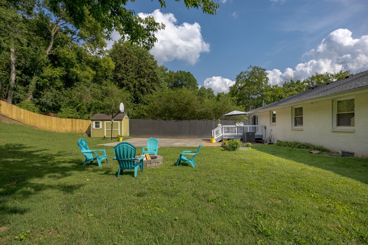 4936 Briarwood Dr, Nashville, TN 37211