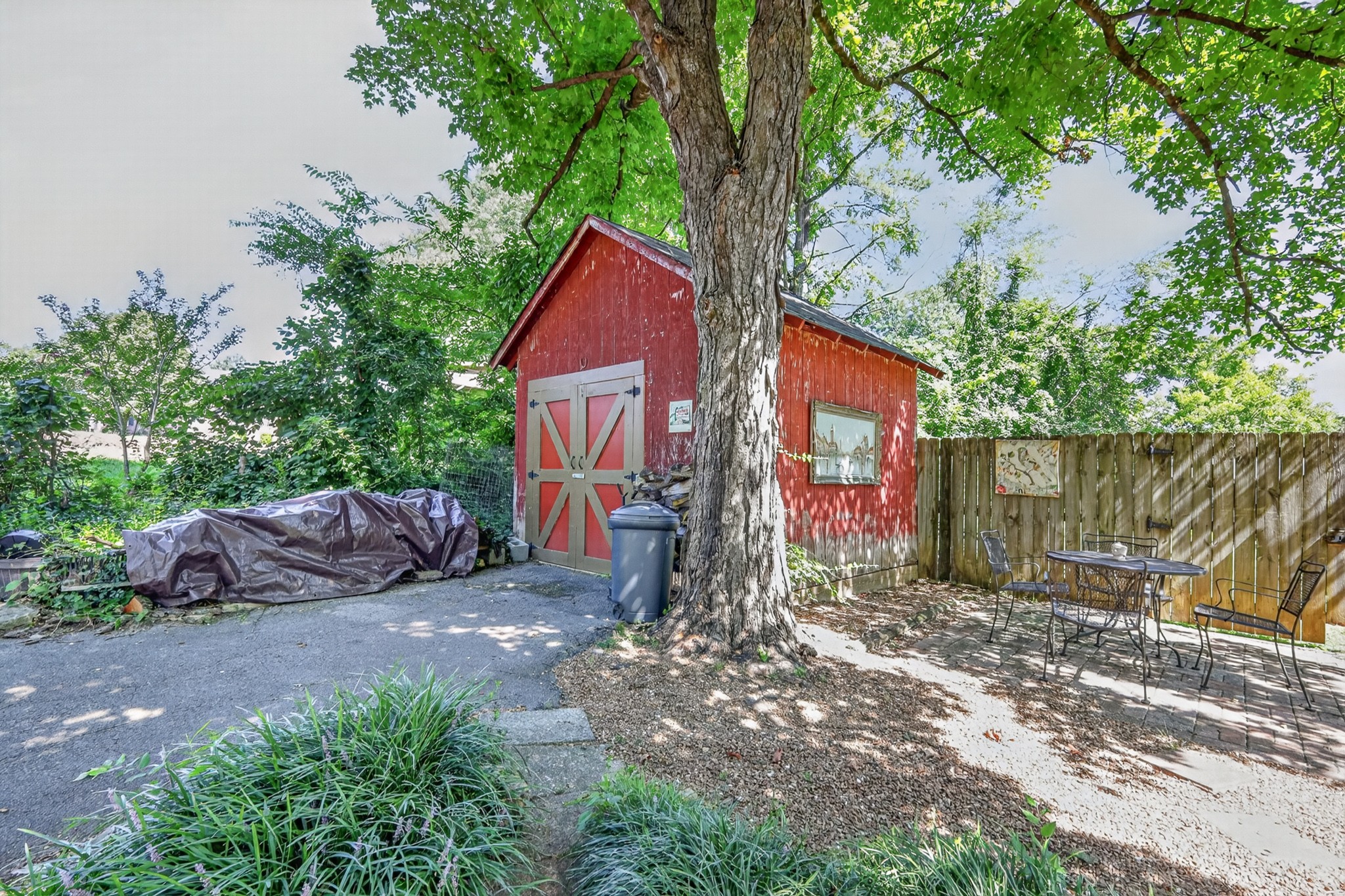 1213 Shiloh Dr, Nashville, TN 37205