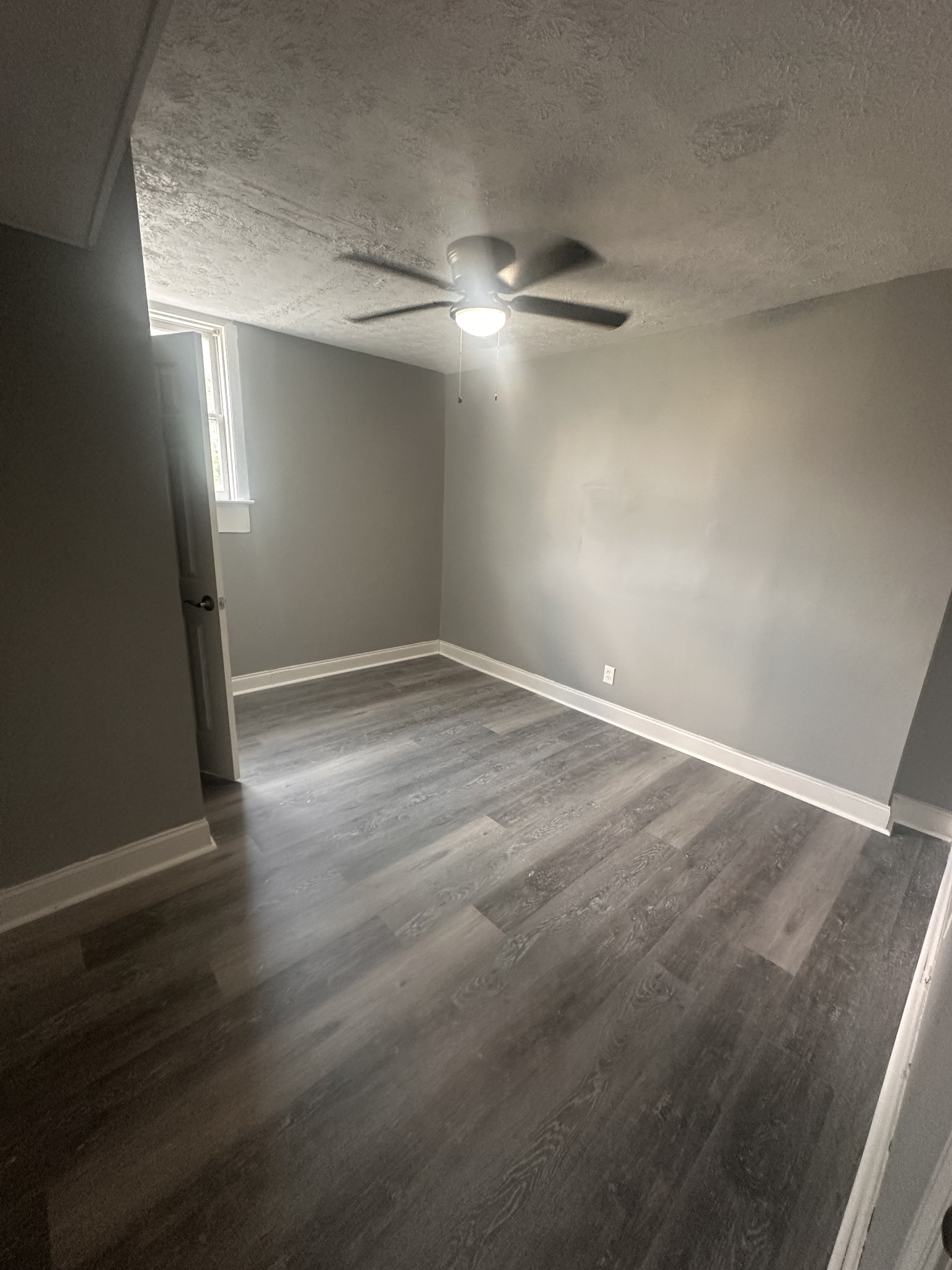 2615 Edge O Lake Dr, Nashville, TN 37217