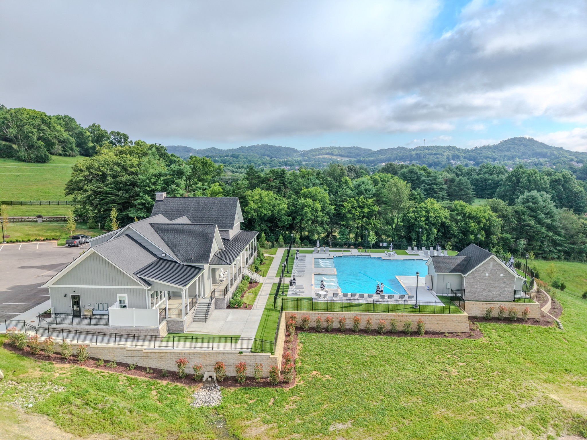 7036 Poplar Farms Dr, Franklin, TN 37064