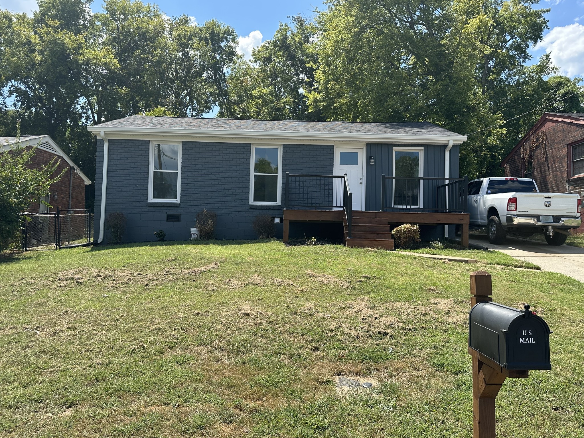 3337 Olsen Ln, Nashville, TN 37218
