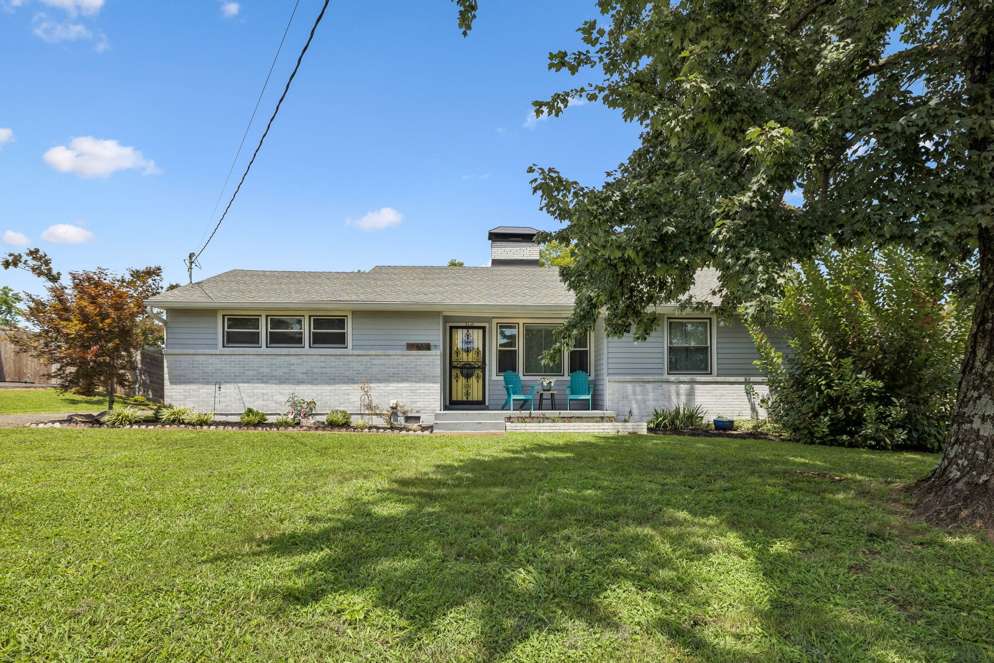 5018 Bonnahill Dr, Hermitage, TN 37076
