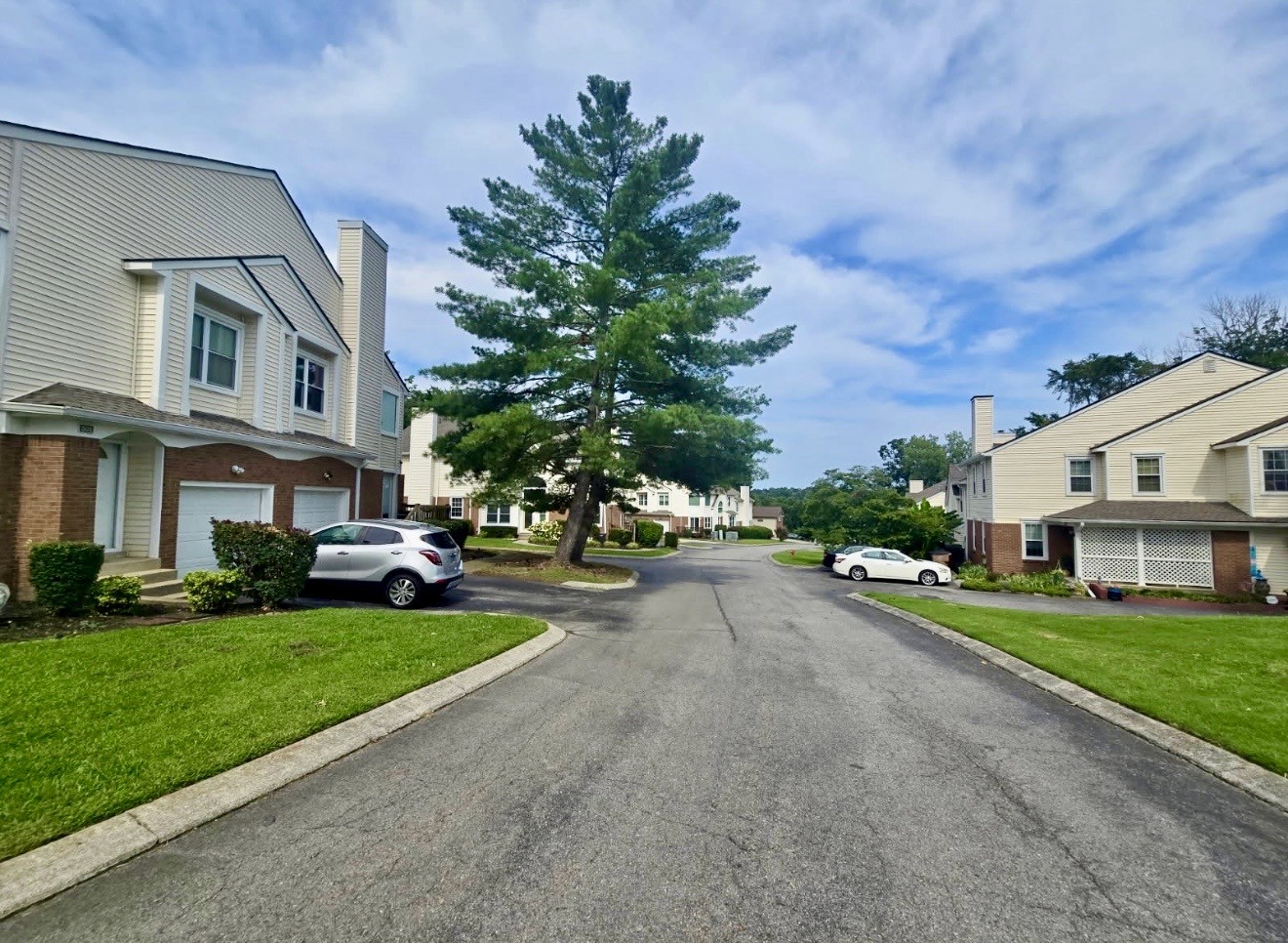 523 Forest Pointe Pl, Antioch, TN 37013