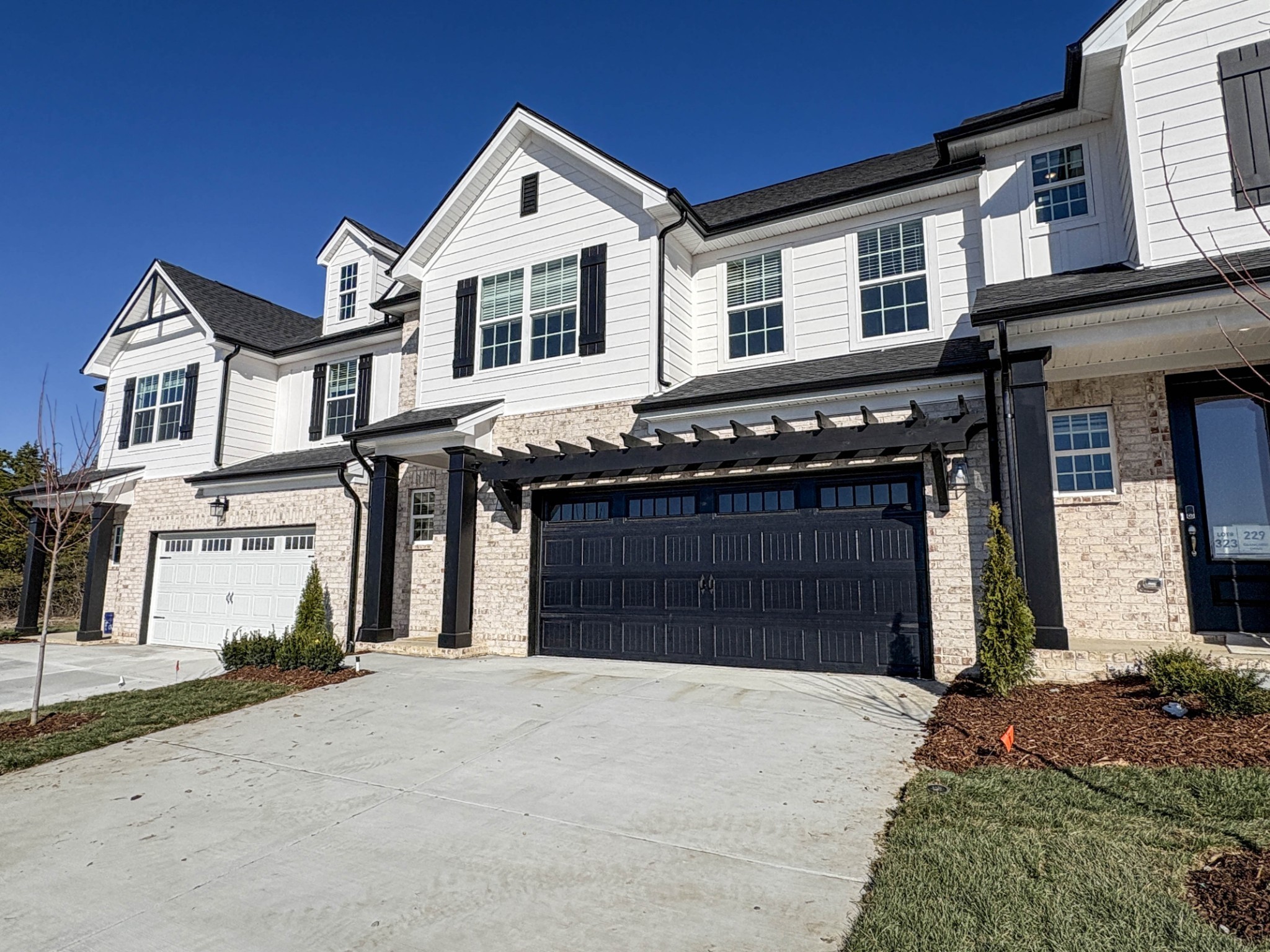 225 Glencrest Dr, Hendersonville, TN 37075