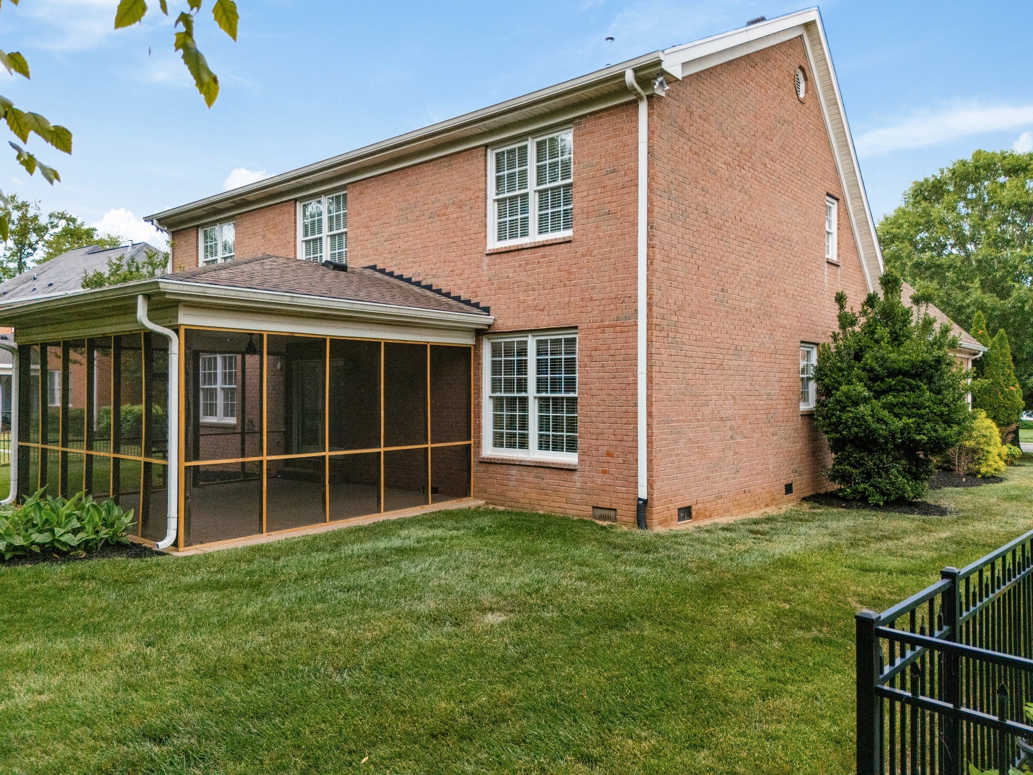 640 Bonita Pkwy S, Hendersonville, TN 37075