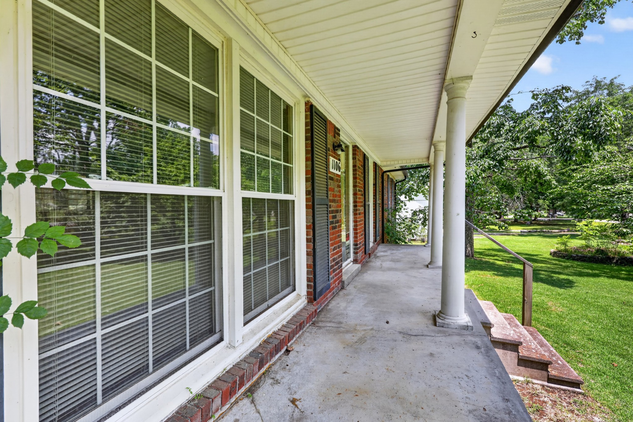 1106 Rainbow Cir, Westmoreland, TN 37186