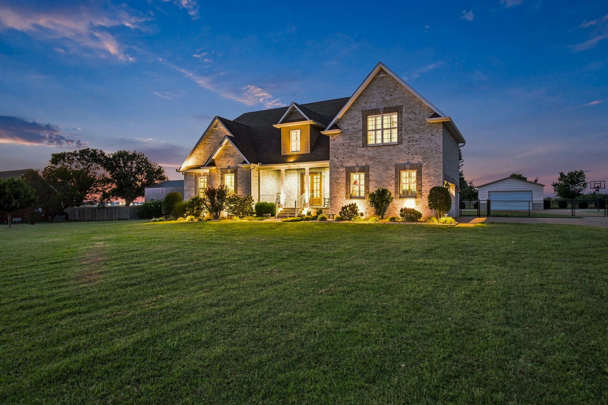 279 Albright Ln, Gallatin, TN 37066