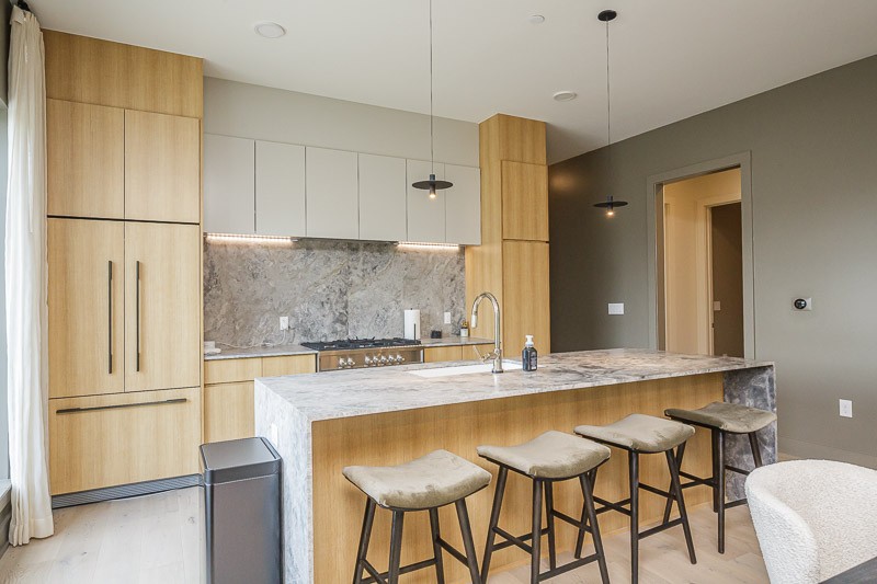 1030 17th Ave S #201, Nashville, TN 37212