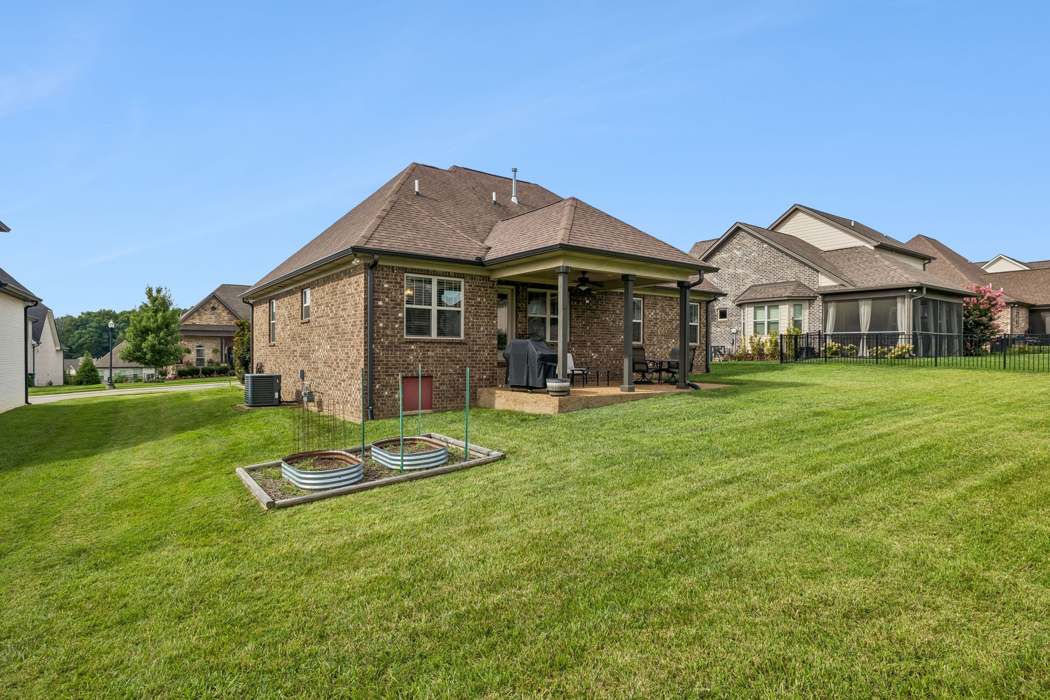 208 Ernest Dr, Lebanon, TN 37087
