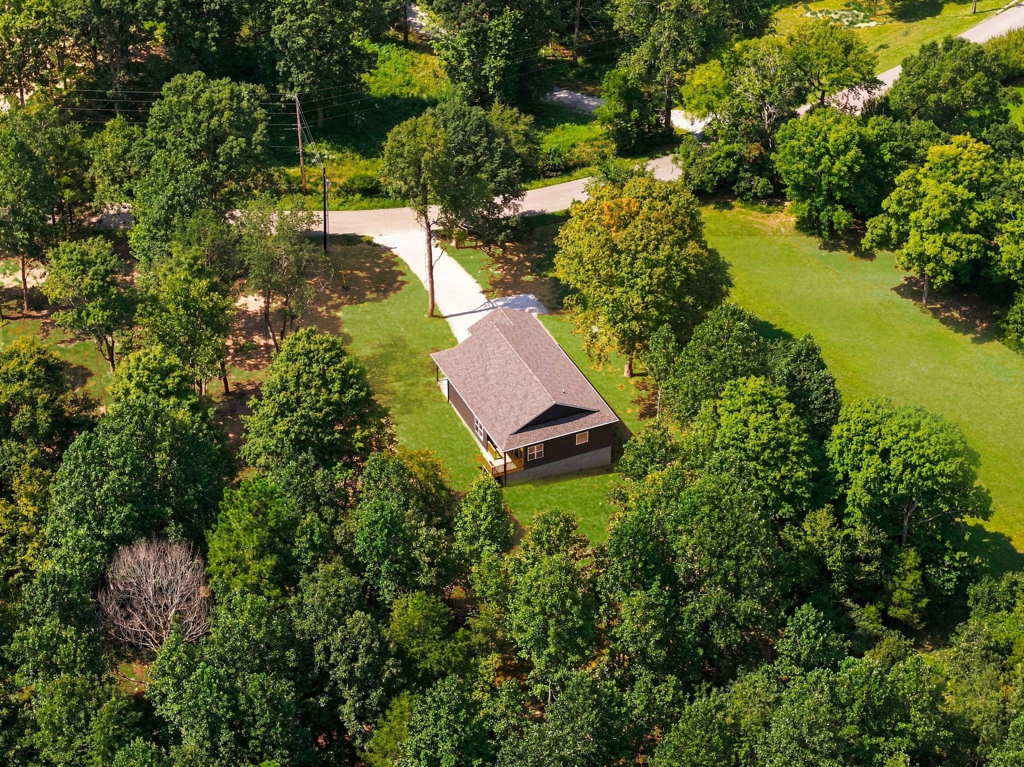 1063 Promise Land Rd, Charlotte, TN 37036