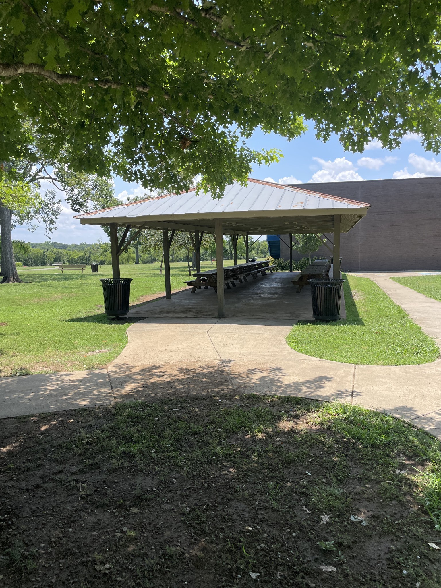 555 N Dupont Ave #D82, Madison, TN 37115
