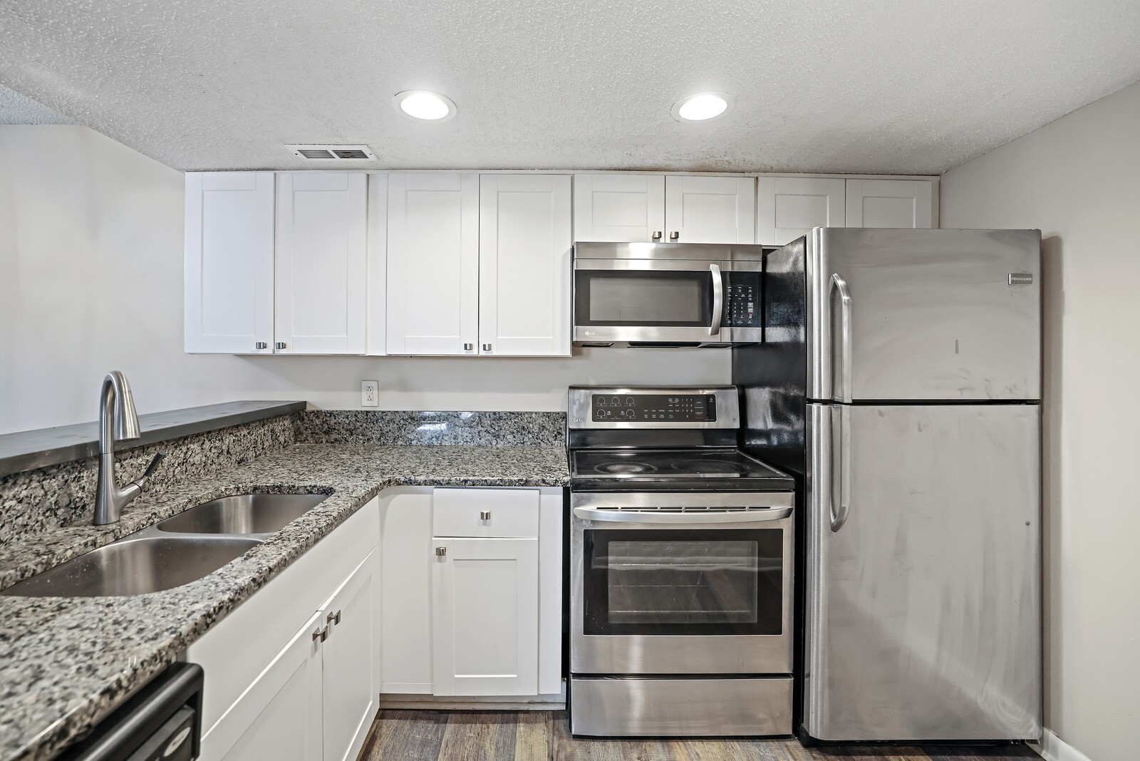 102 General Jackson Ln, Hermitage, TN 37076