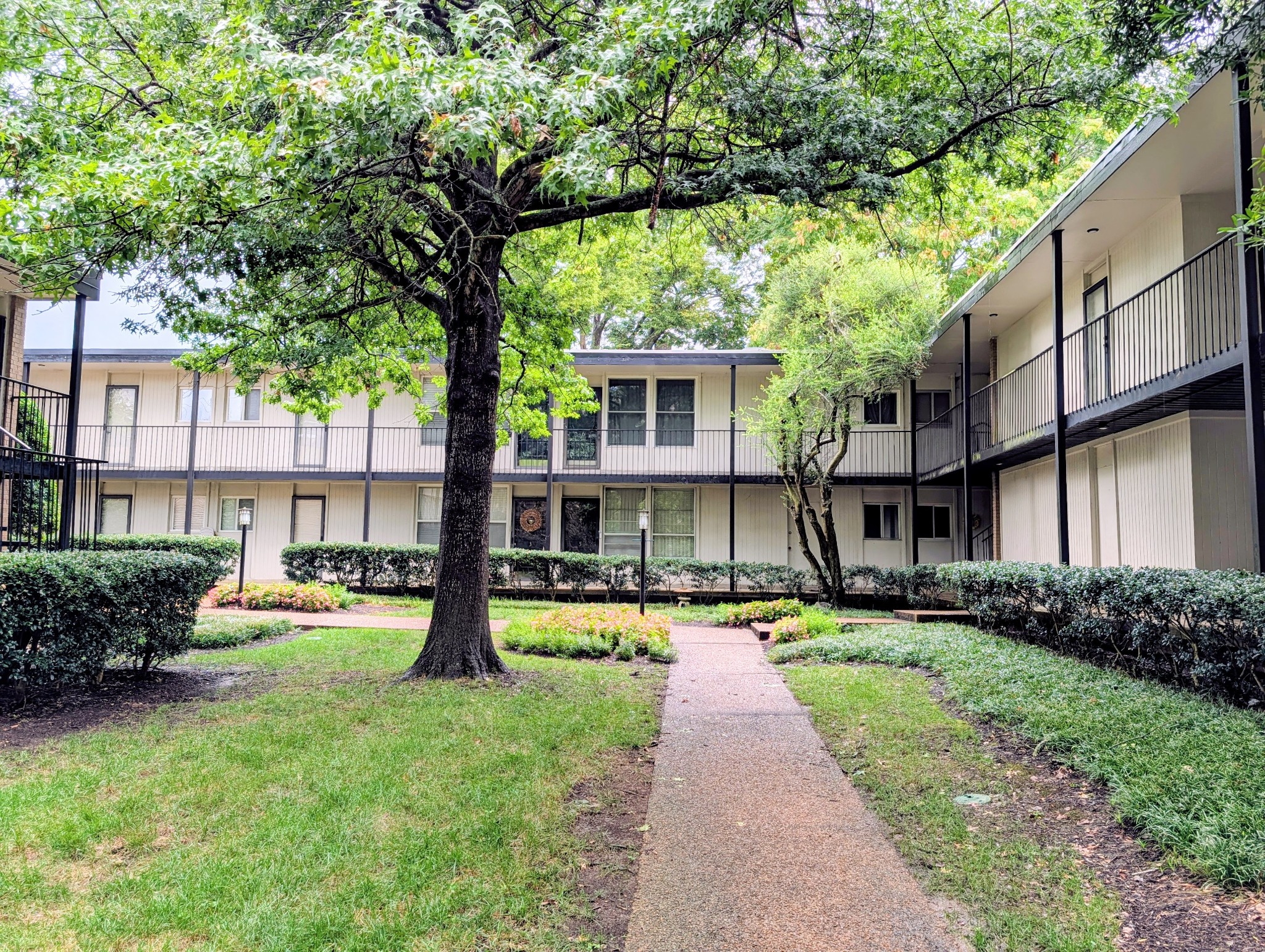 3831 West End Ave #7, Nashville, TN 37205
