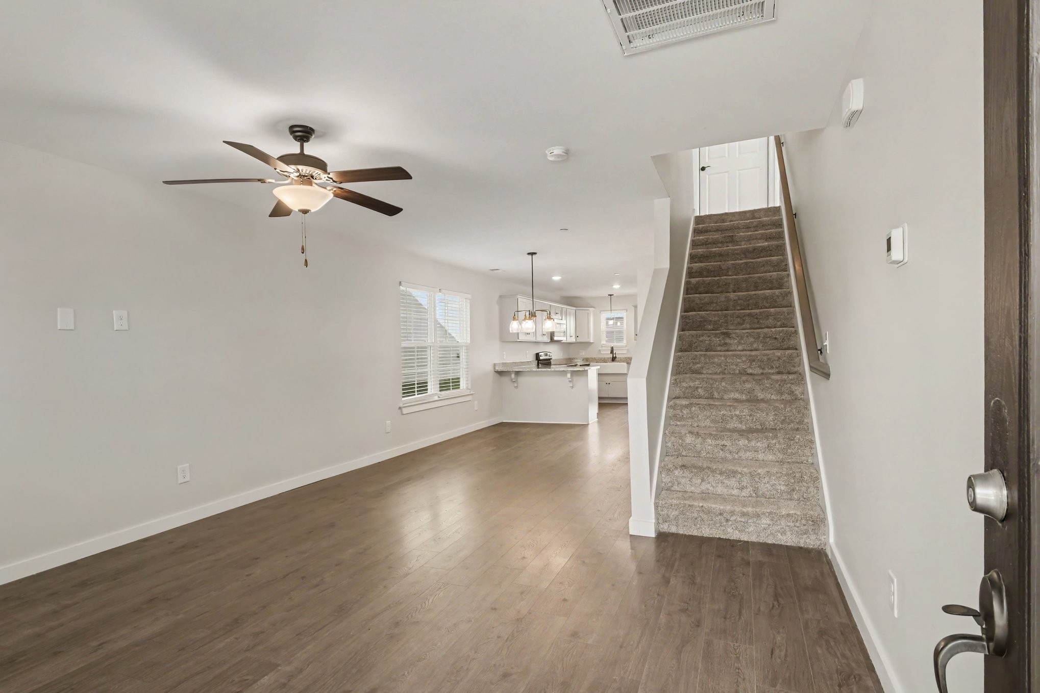 202 Emmett Dr, White House, TN 37188