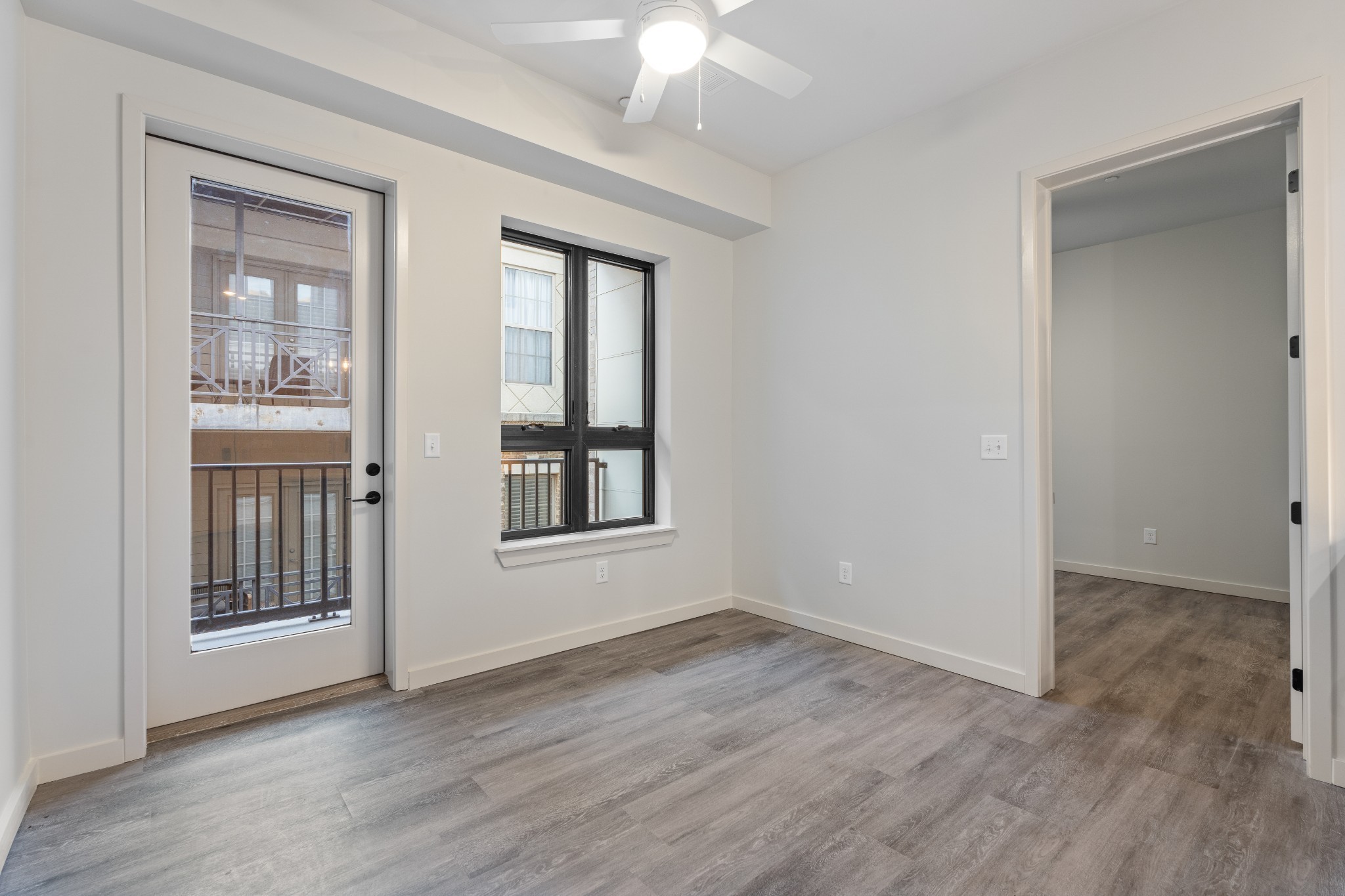 1014 16th Ave S #202, Nashville, TN 37212