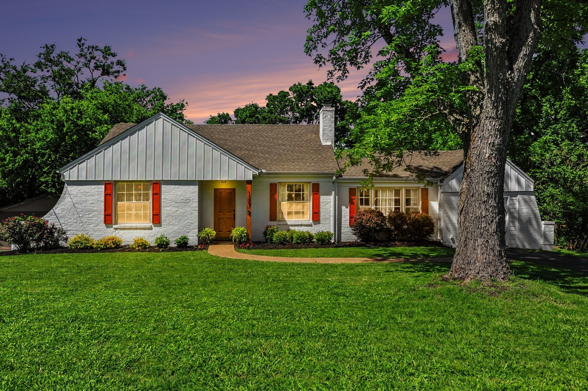 1207 Kenwood Dr, Nashville, TN 37216