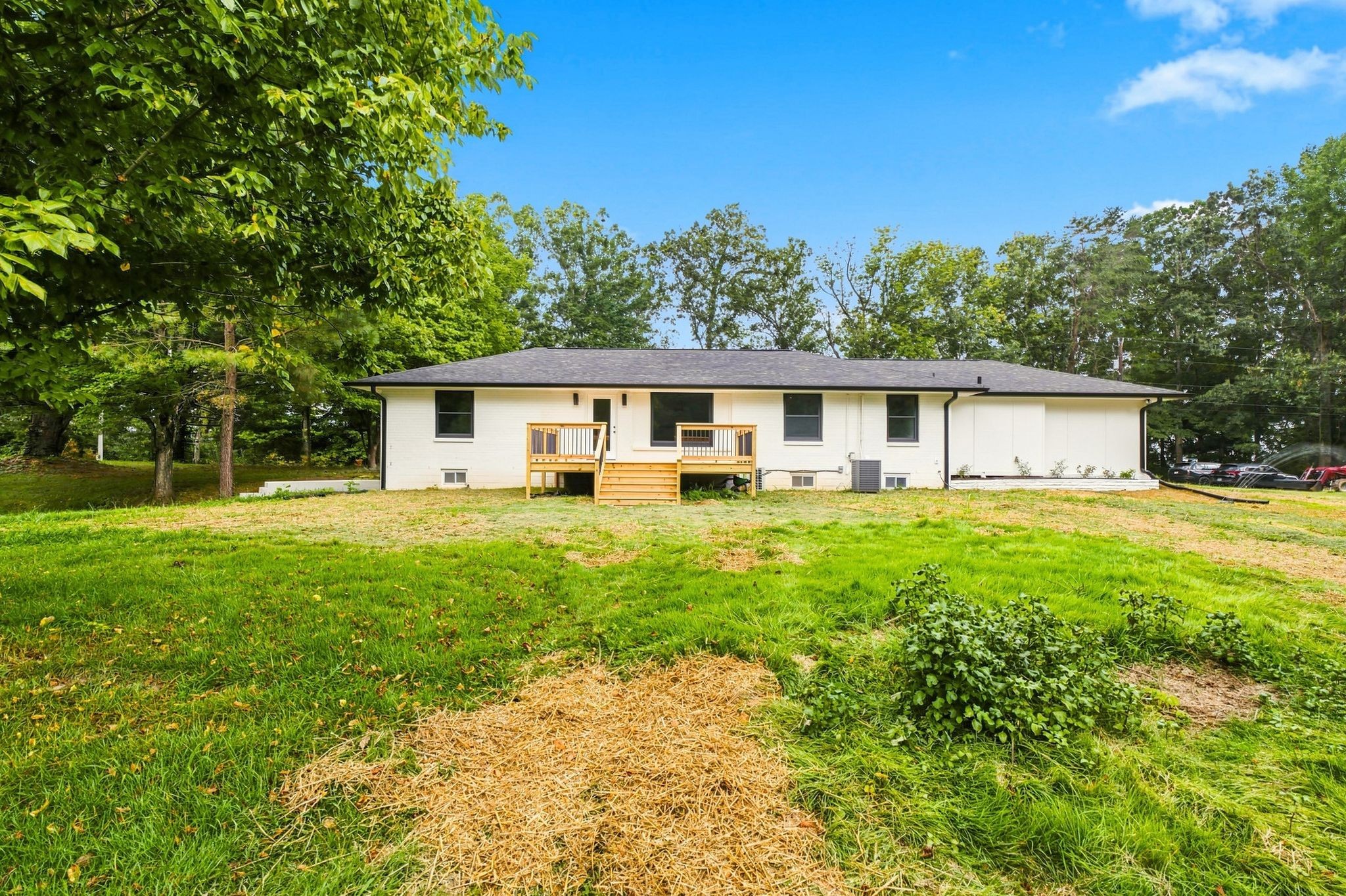 1020 Golf Course Ln, Ashland City, TN 37015