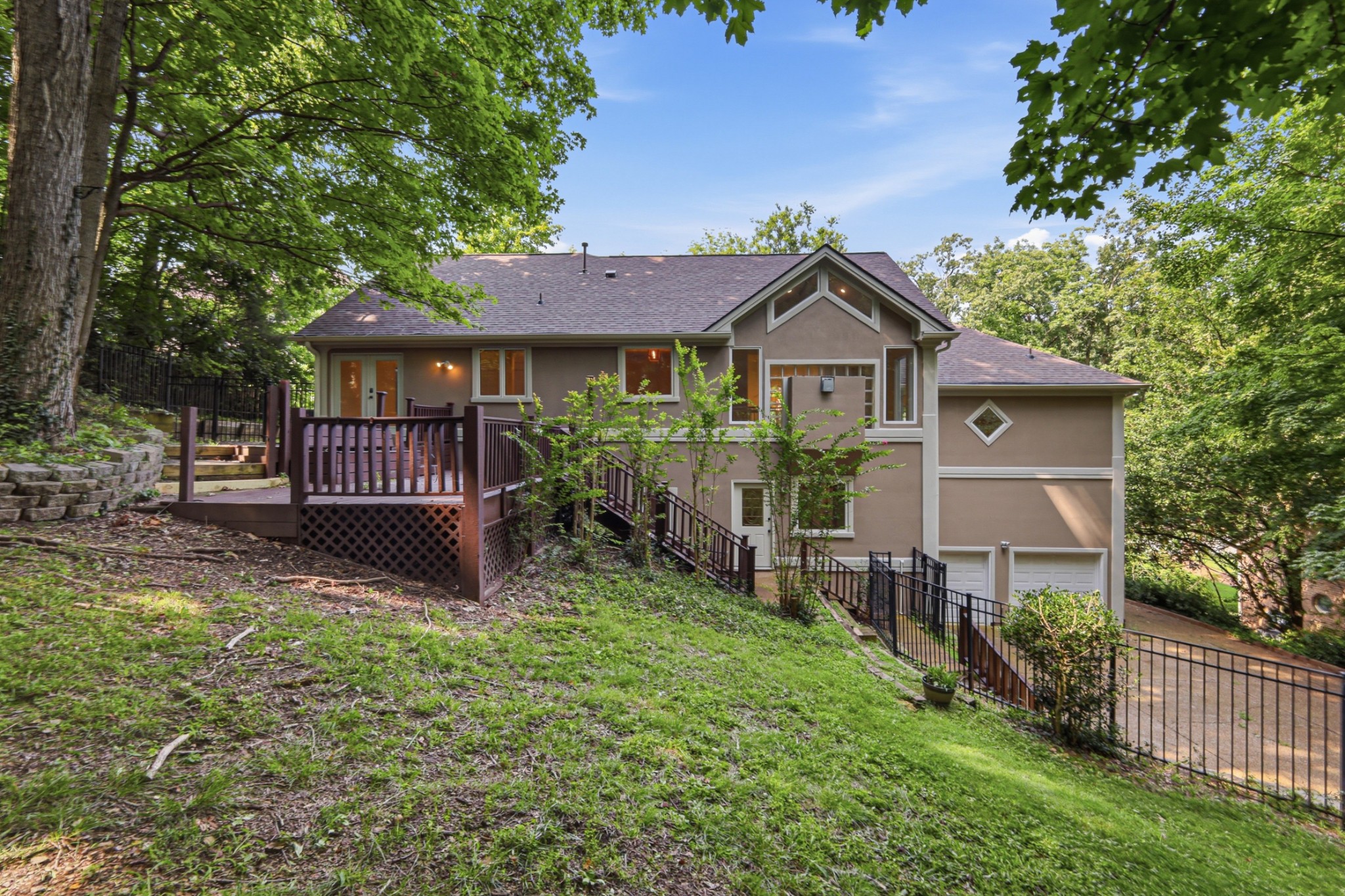 7030 Willowick Dr, Brentwood, TN 37027