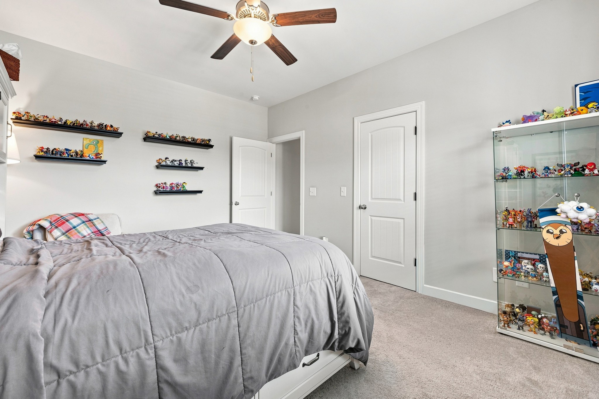 2022 Eagle View Rd, Hendersonville, TN 37075