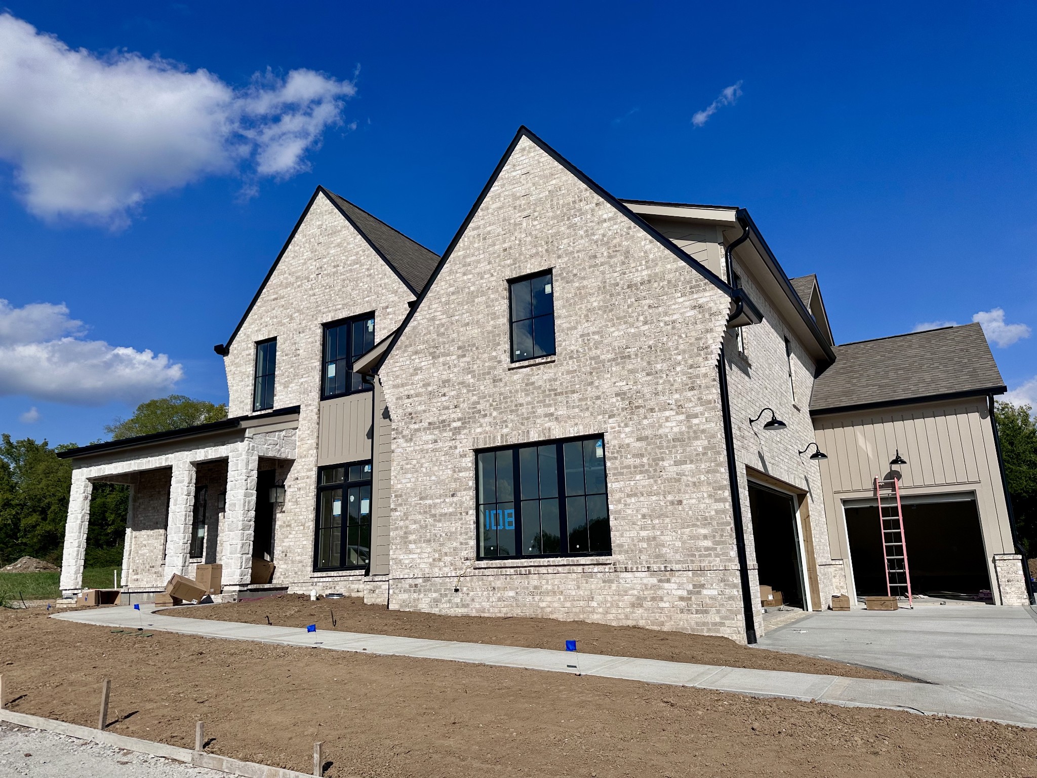 2444 Union Station Dr, Thompsons Station, TN 37179