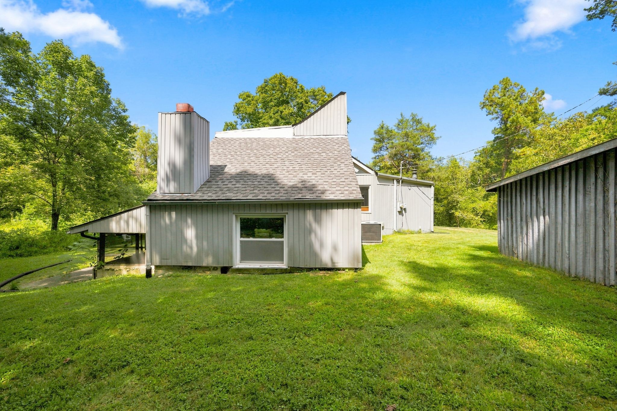 1456 Sams Creek Rd, Ashland City, TN 37015