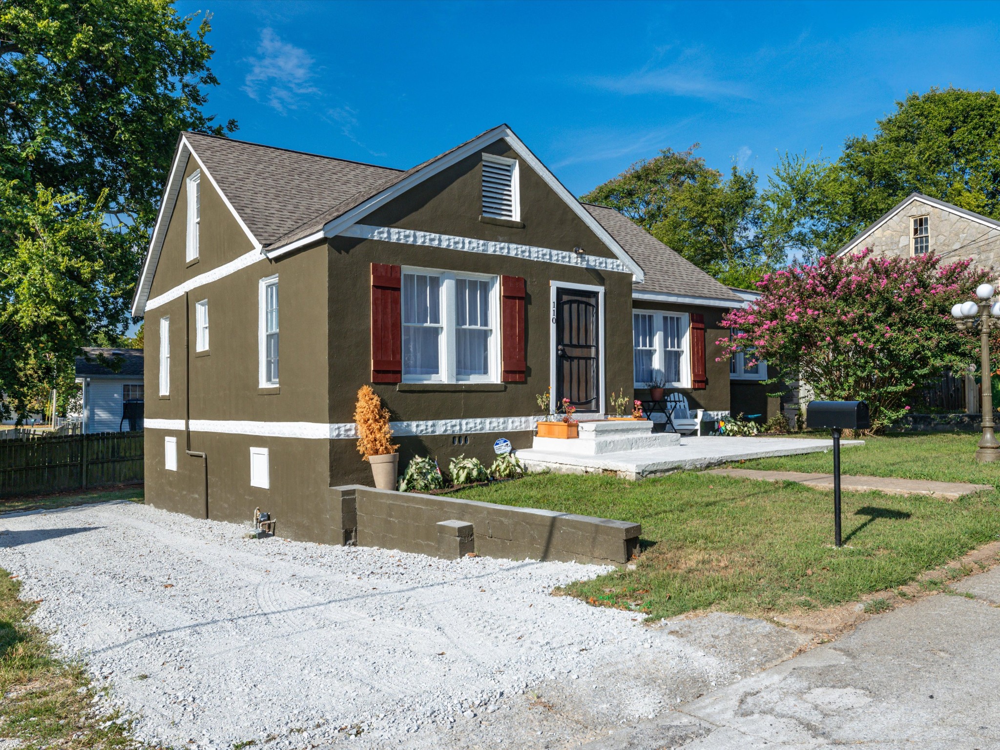 110 E Merchant St, Mount Pleasant, TN 38474