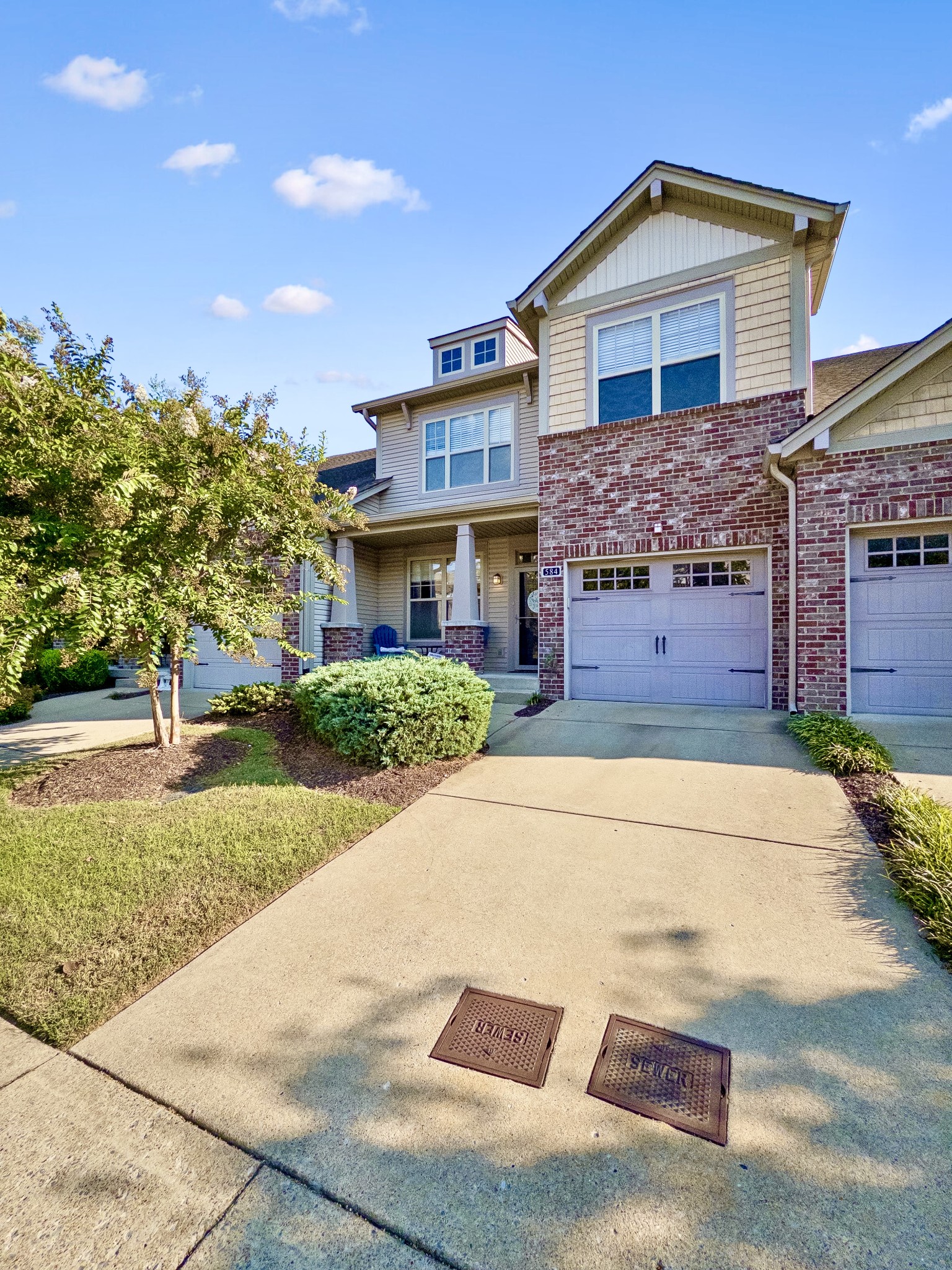 584 Griffin Cir, Hermitage, TN 37076
