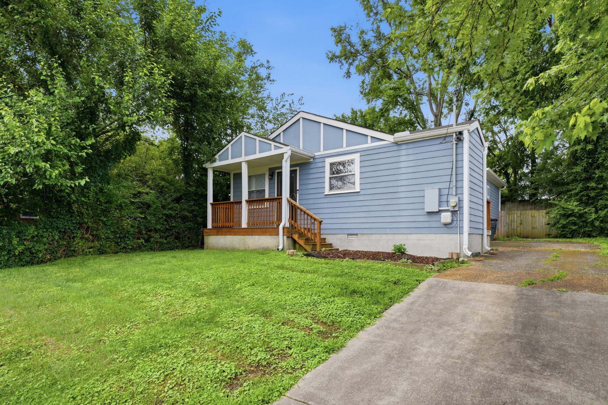 2603 Jenkins St, Nashville, TN 37208