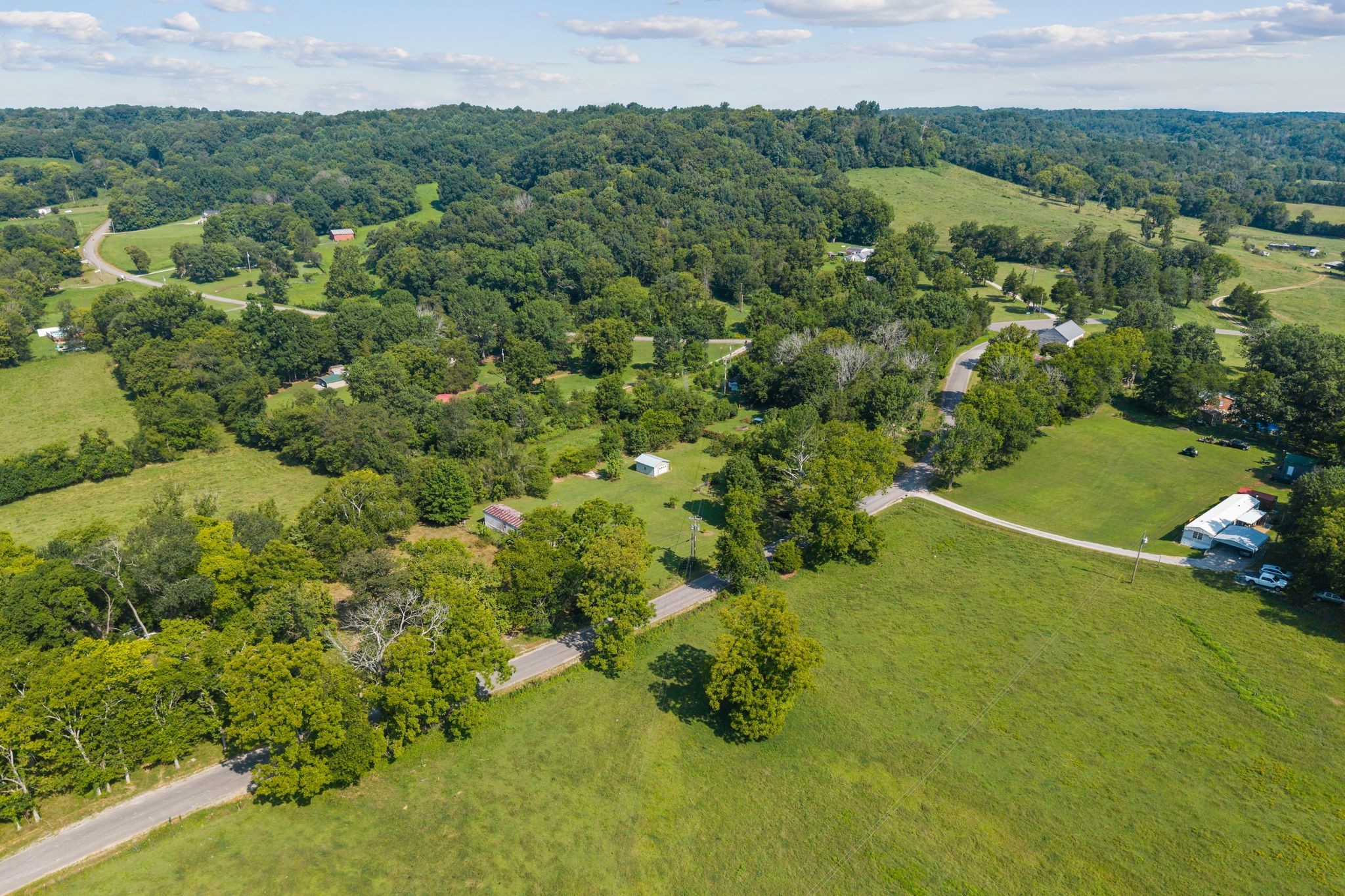 4715 Leipers Creek Rd, Williamsport, TN 38487