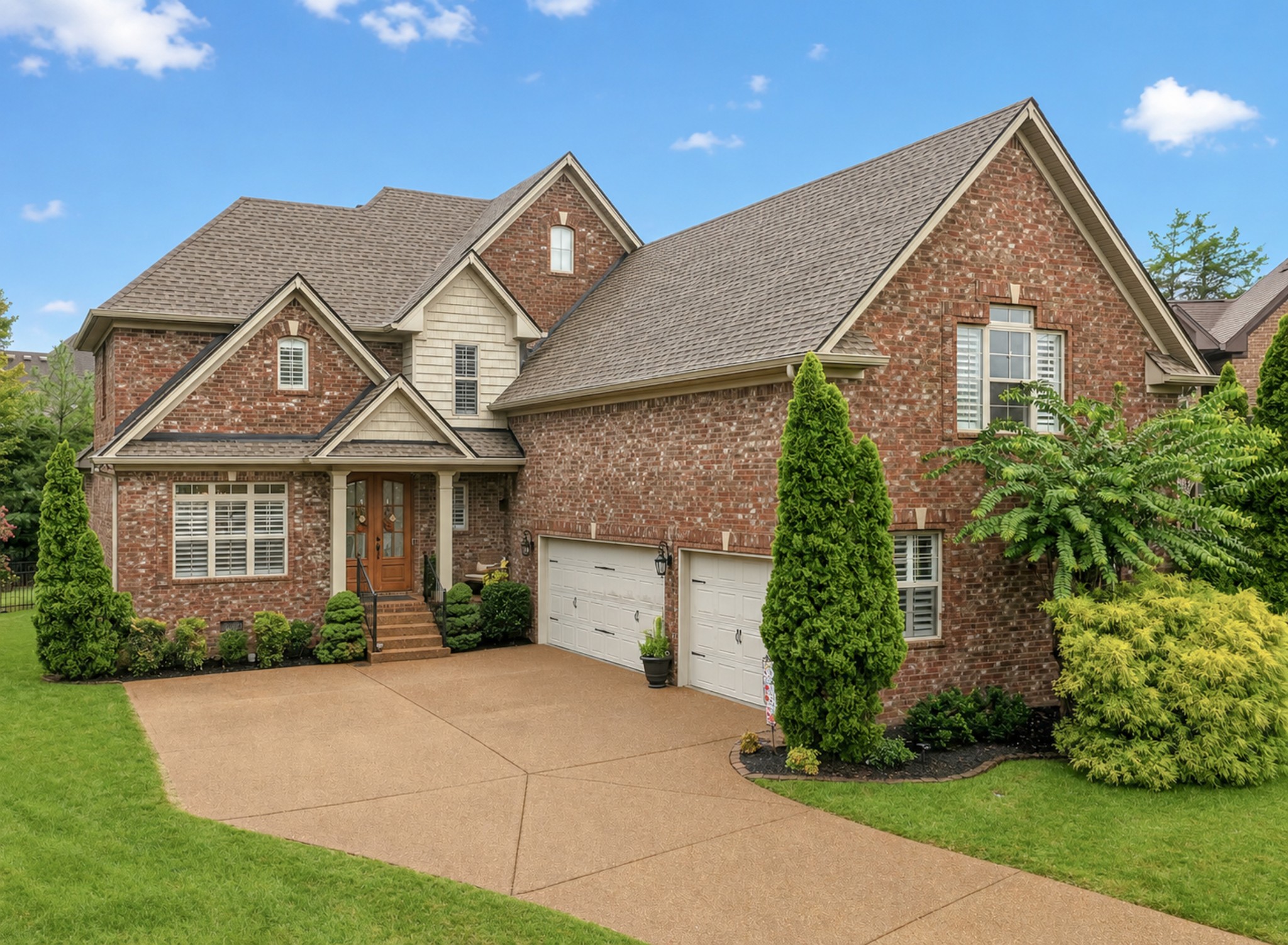 1051 Five Coves Trce, Gallatin, TN 37066