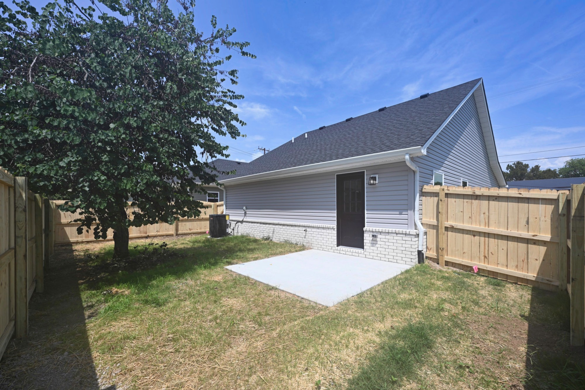 98 Donna Dr, Hendersonville, TN 37075