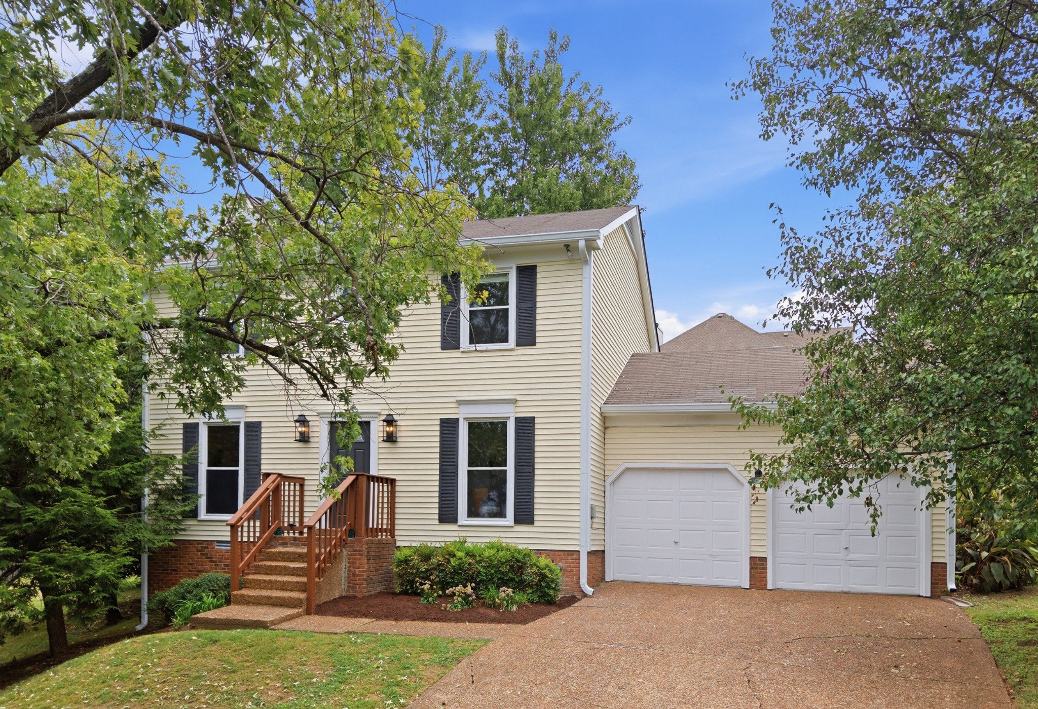 521 Fairhaven Ct, Nashville, TN 37211