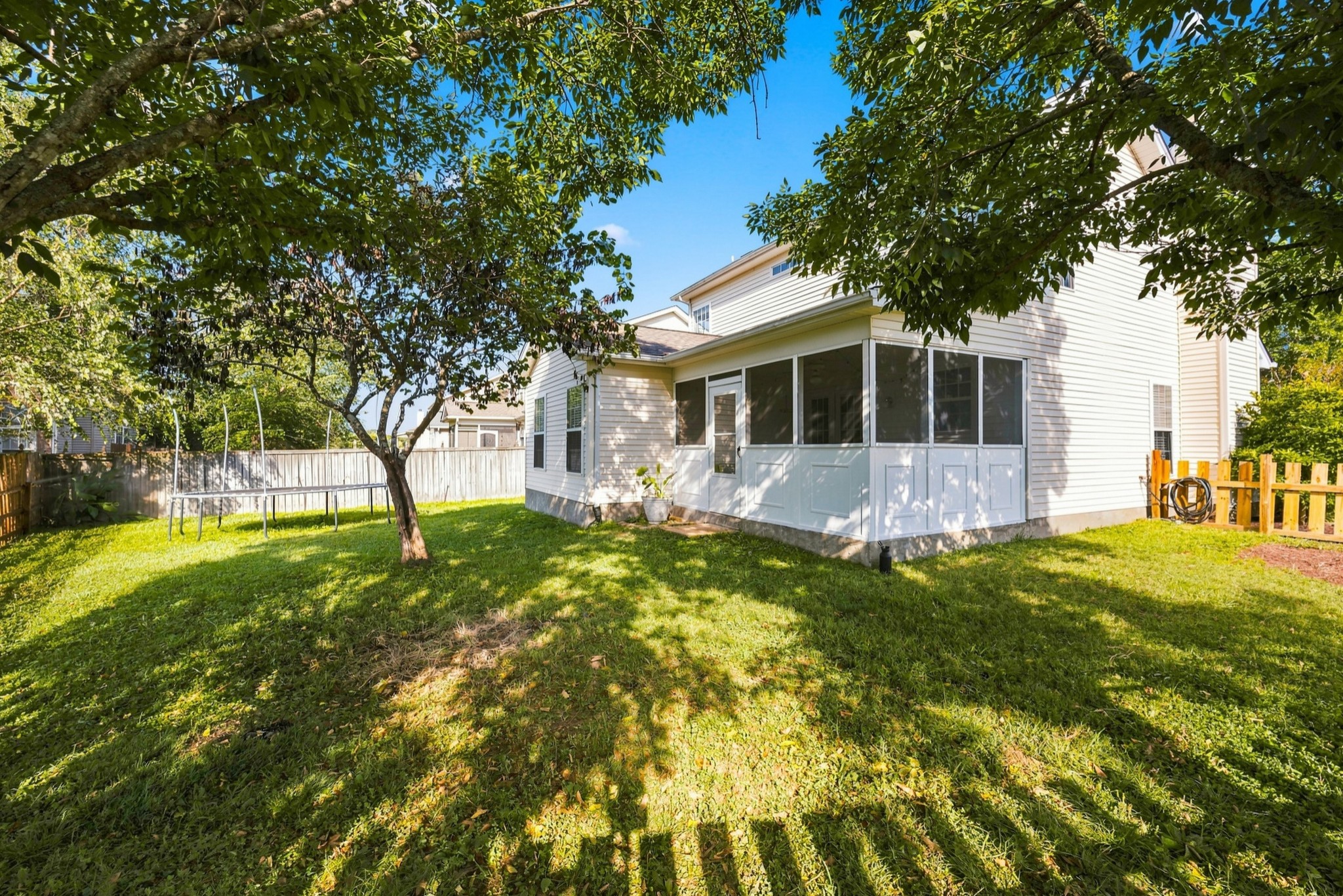 1298 Bending Creek Dr, Antioch, TN 37013