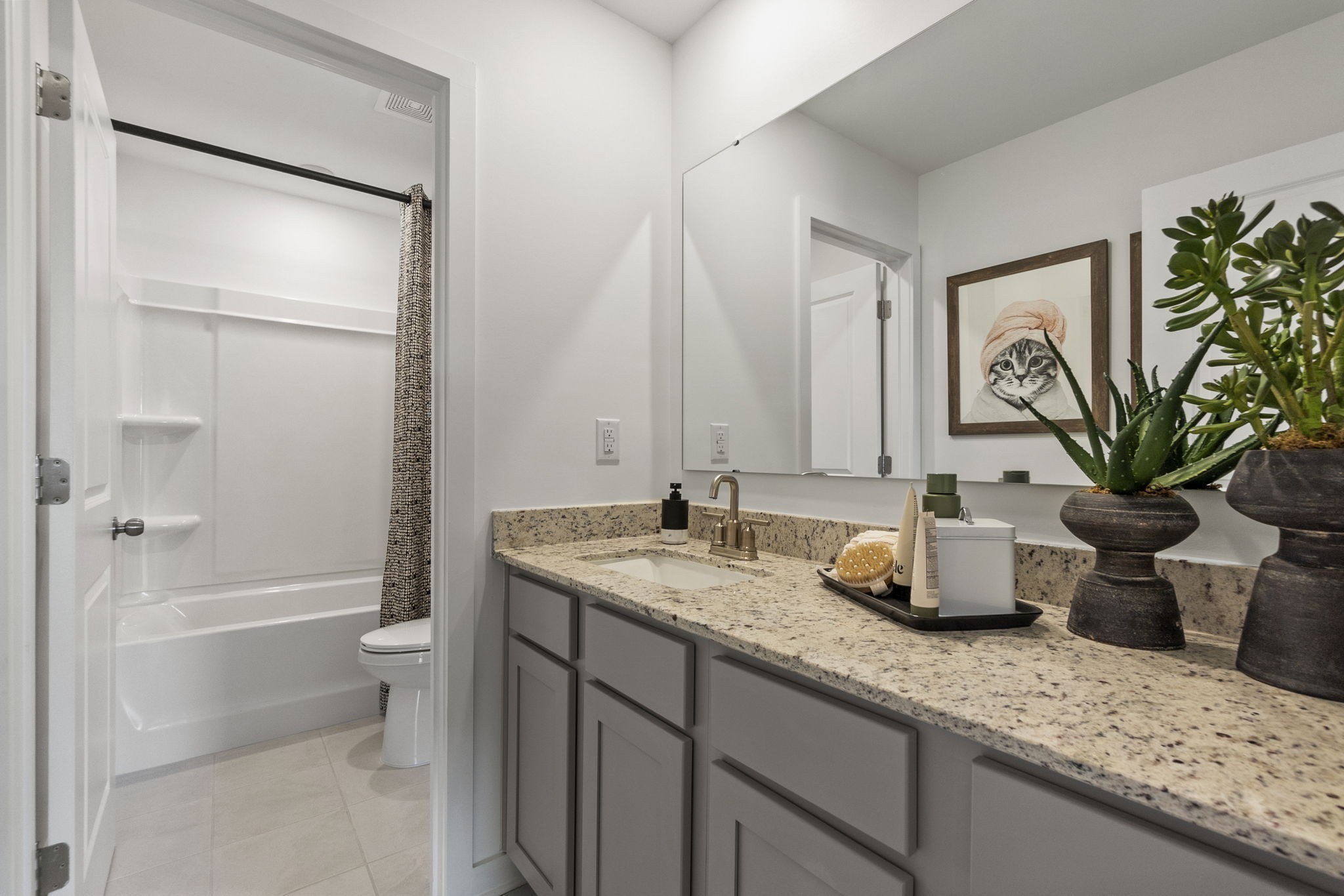 222 East Millbrook Dr, Spring Hill, TN 37174