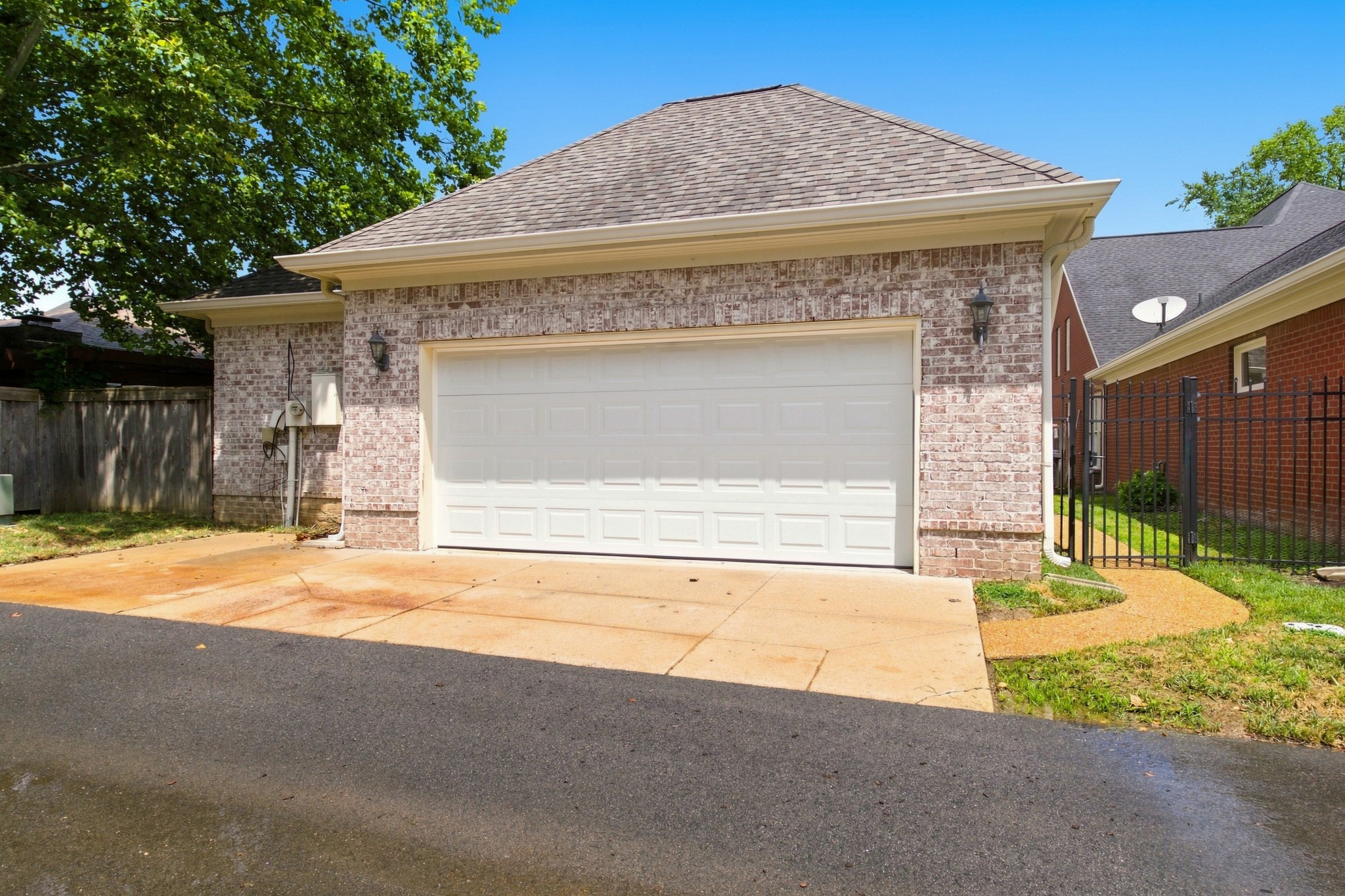 1325 Barkleigh Ln, Franklin, TN 37064