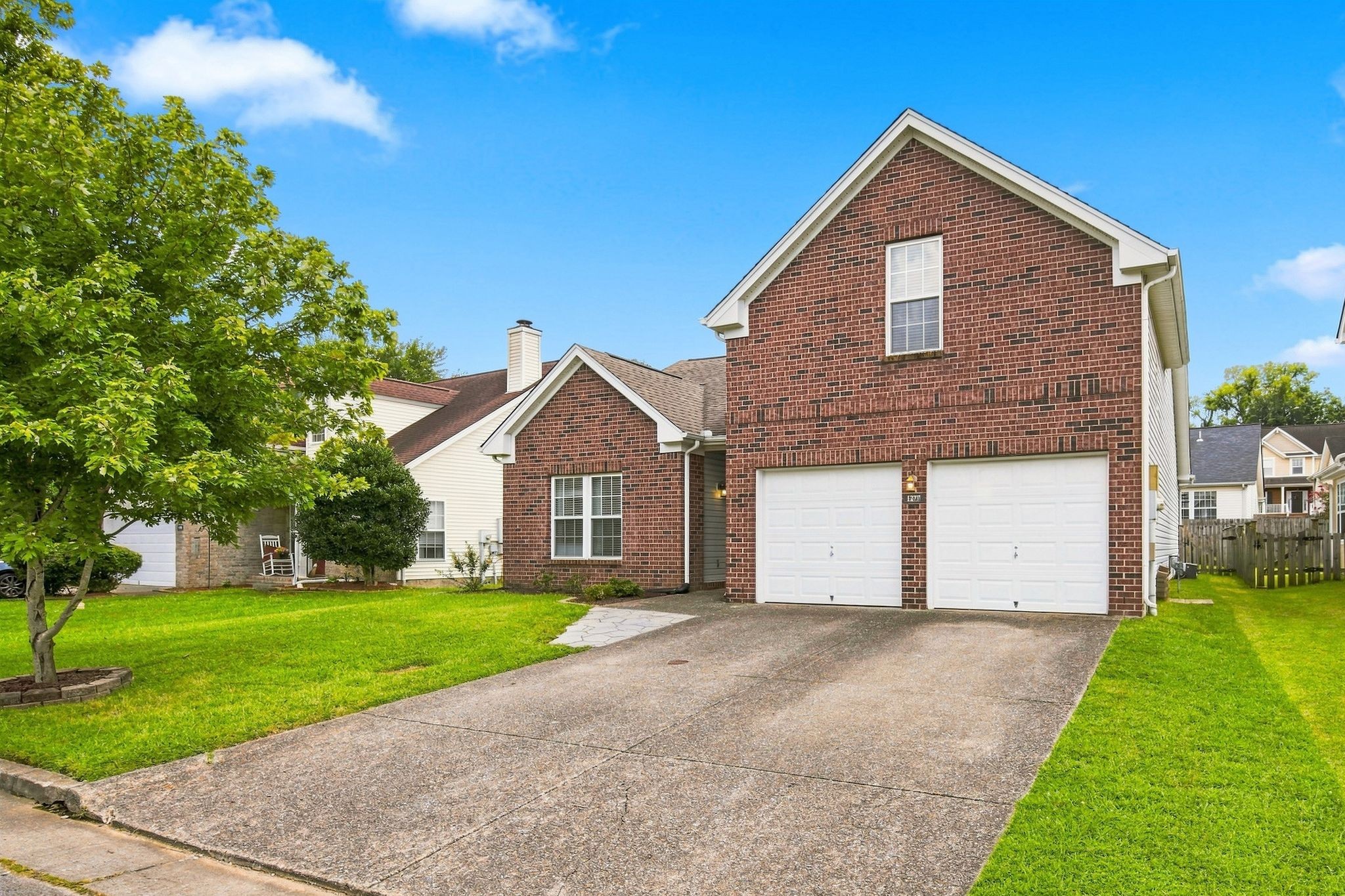 1277 Bending Creek Dr, Antioch, TN 37013
