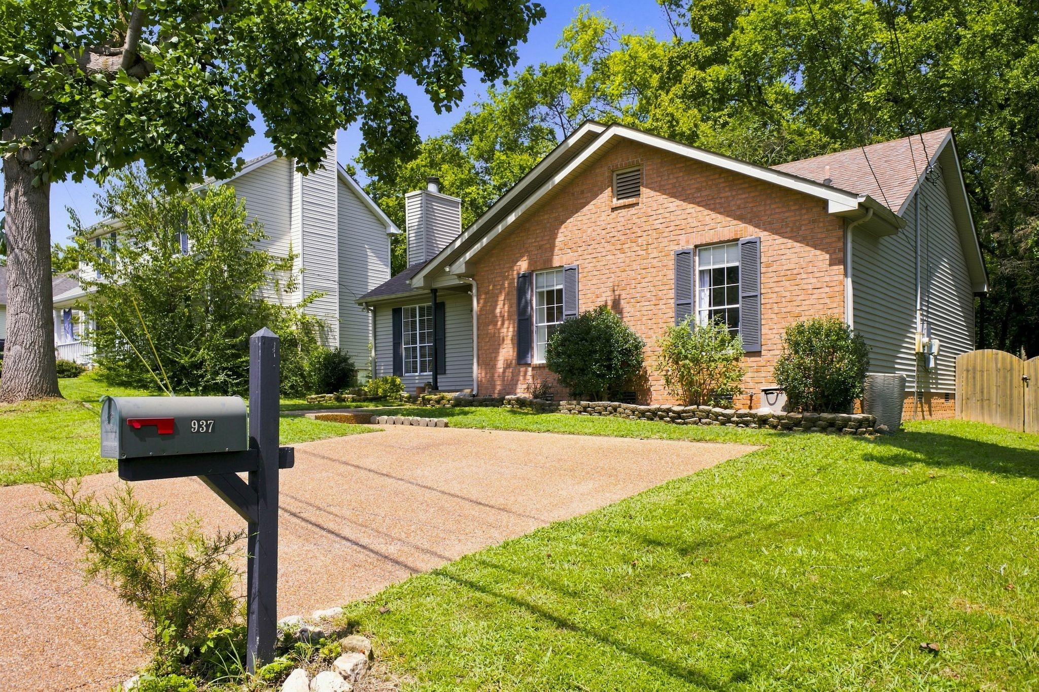 937 Fallview Trl, Nashville, TN 37211