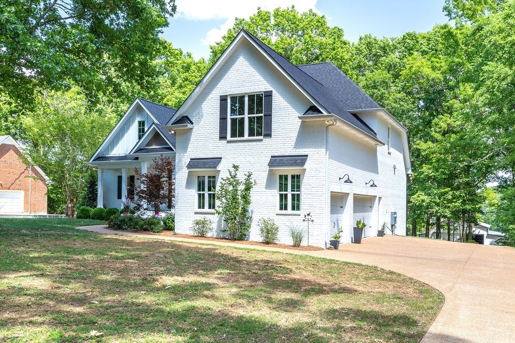 5111 Se Tater Peeler Rd, Lebanon, TN 37090