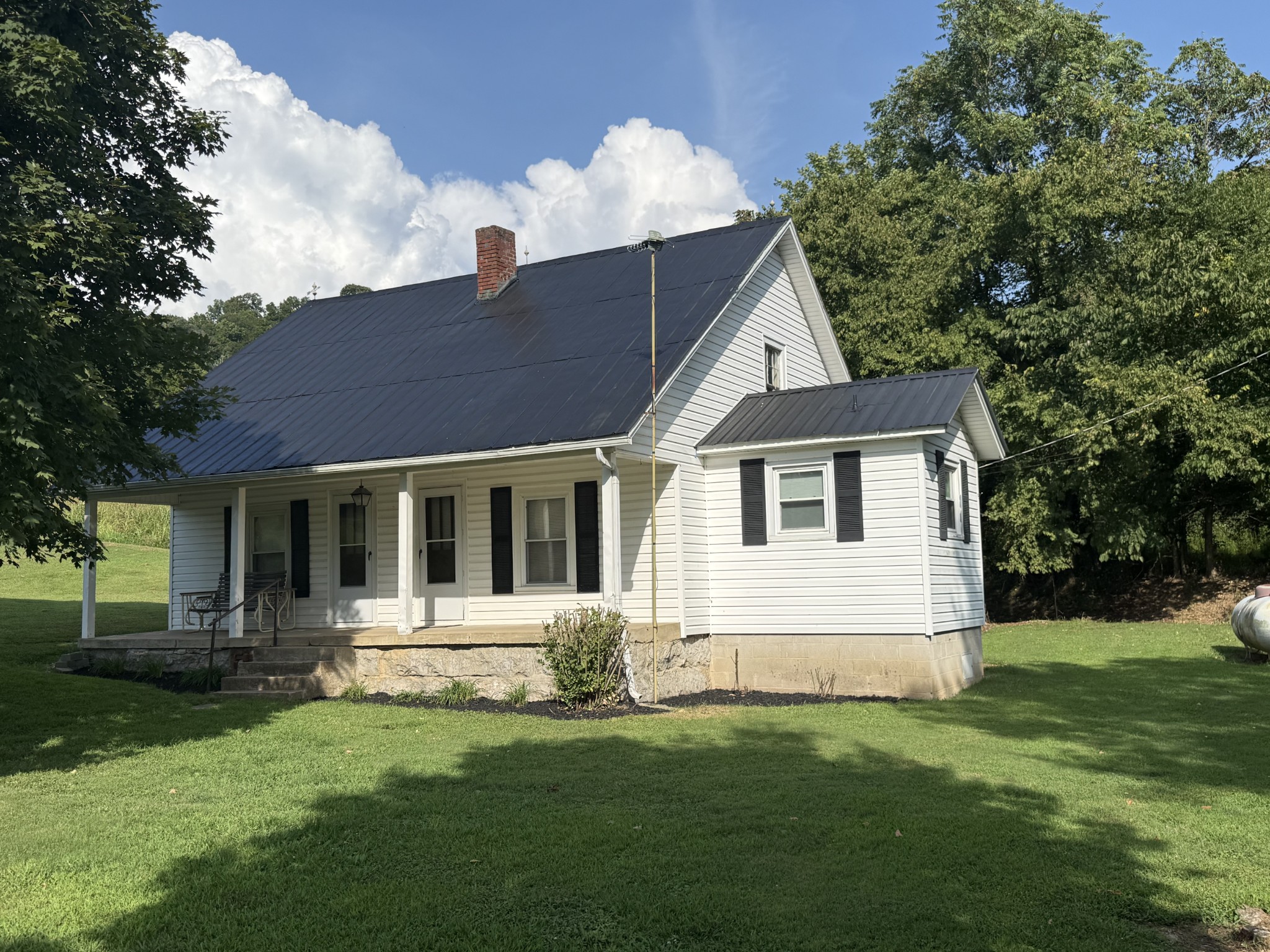 328 Young Branch Rd, Dixon Springs, TN 37057