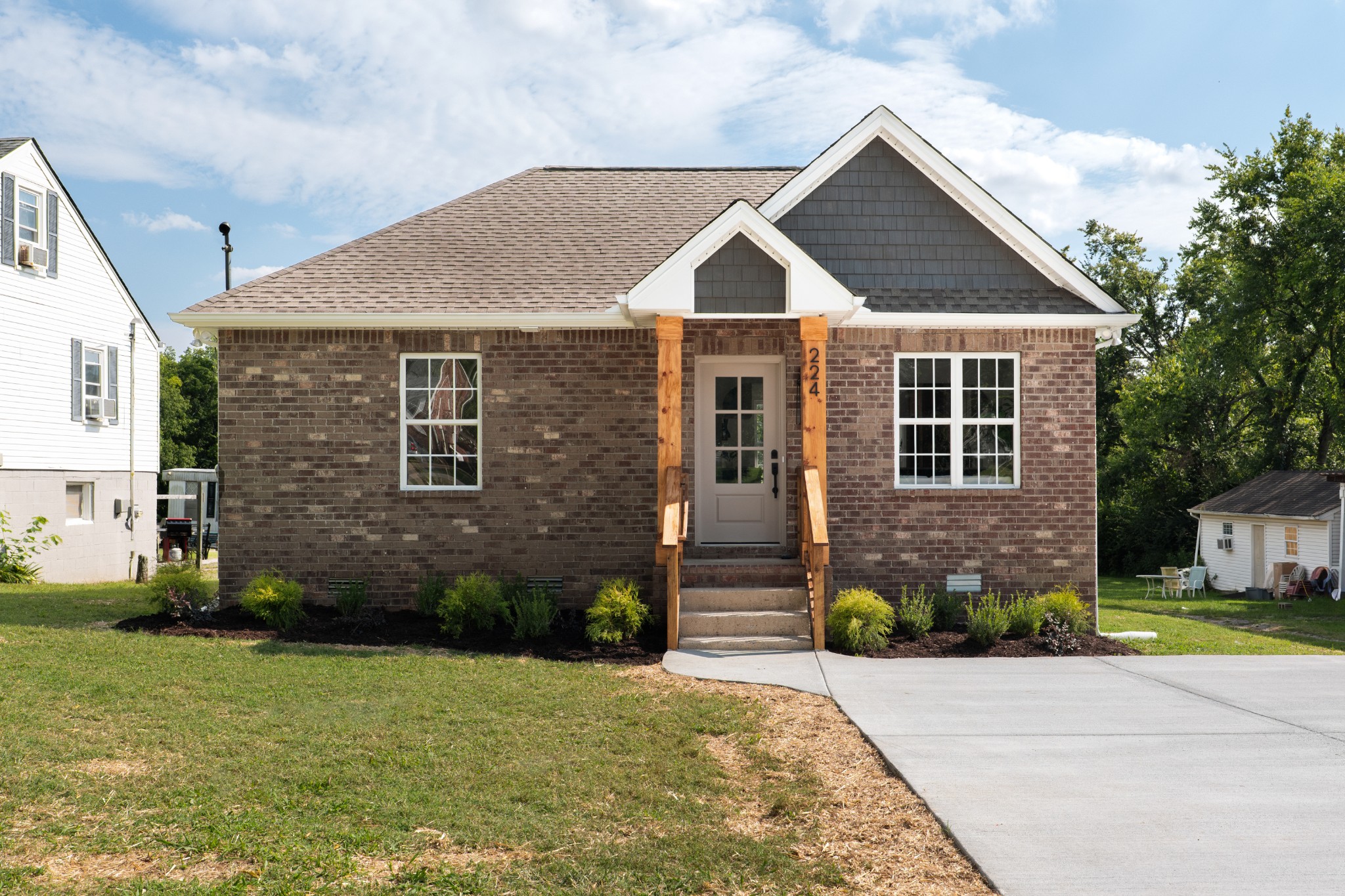 224 Capitol View Dr, Nashville, TN 37207