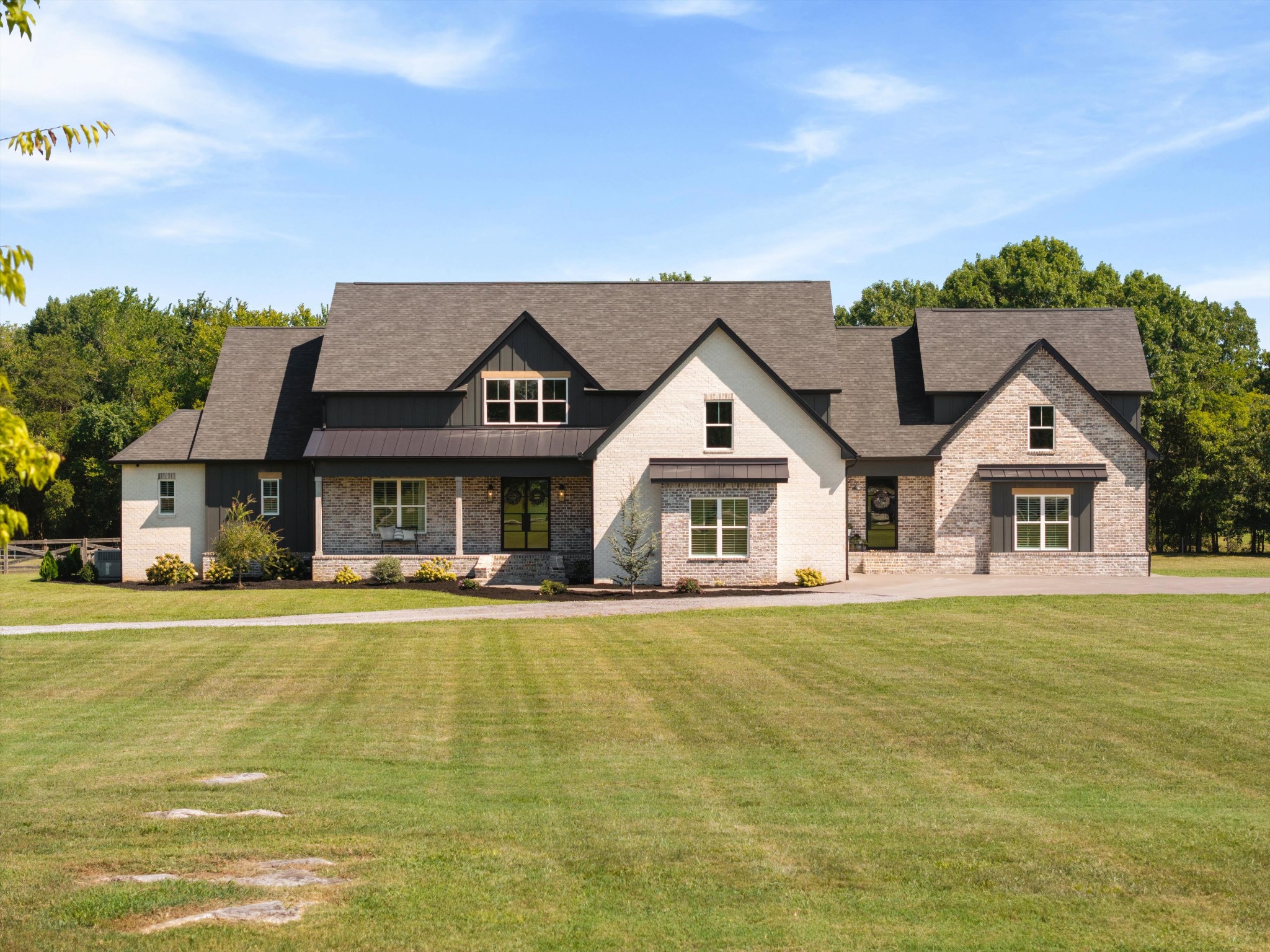 3340 Midland Acres Dr, Bell Buckle, TN 37020